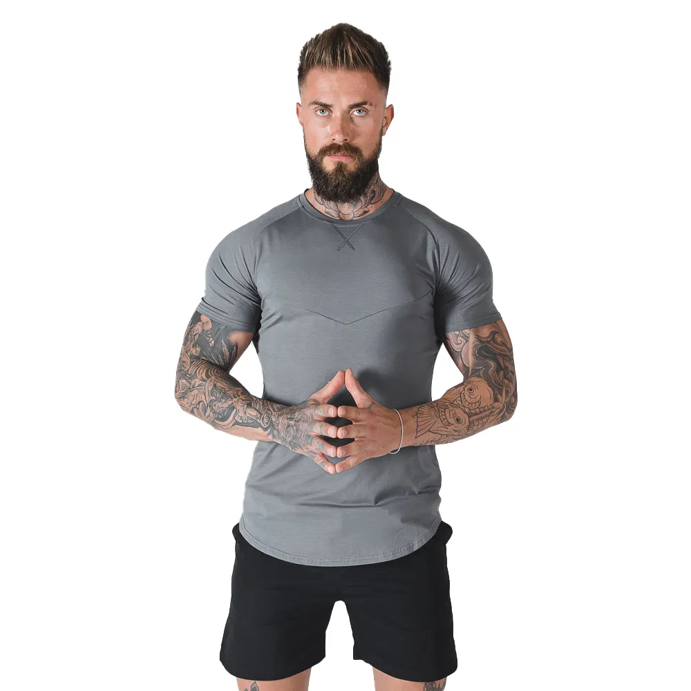 Fitness Breathable Quick Dry Gym Sport T shirt / Men Body Fit Breathable Sweat Wicking Gym T shirt