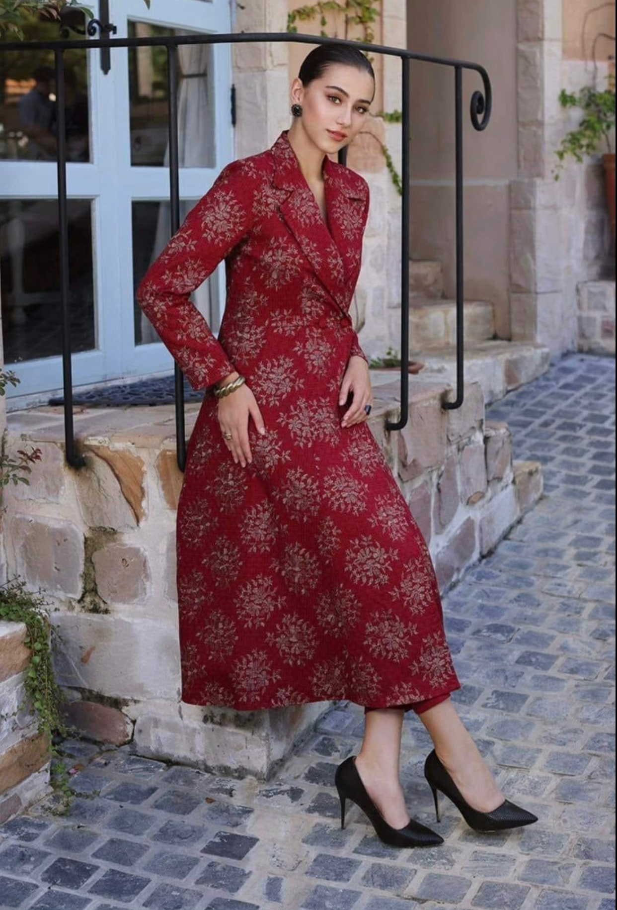 Bareeze karandi 2-Piece ALLOVER Embroidered  unstitched Outfit: winter Elegance | Latest Fashion