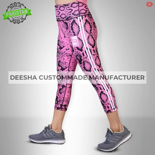 H4 Trufit Everyday High Wasited Capri Leggings  - view 3