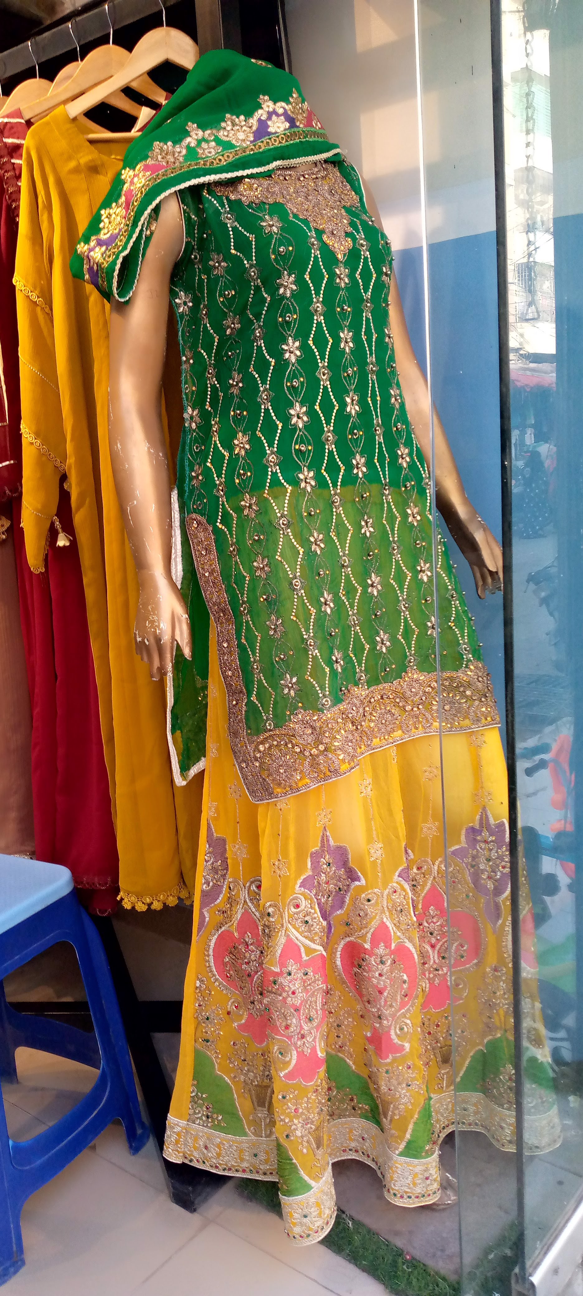 ladies dress - view 3