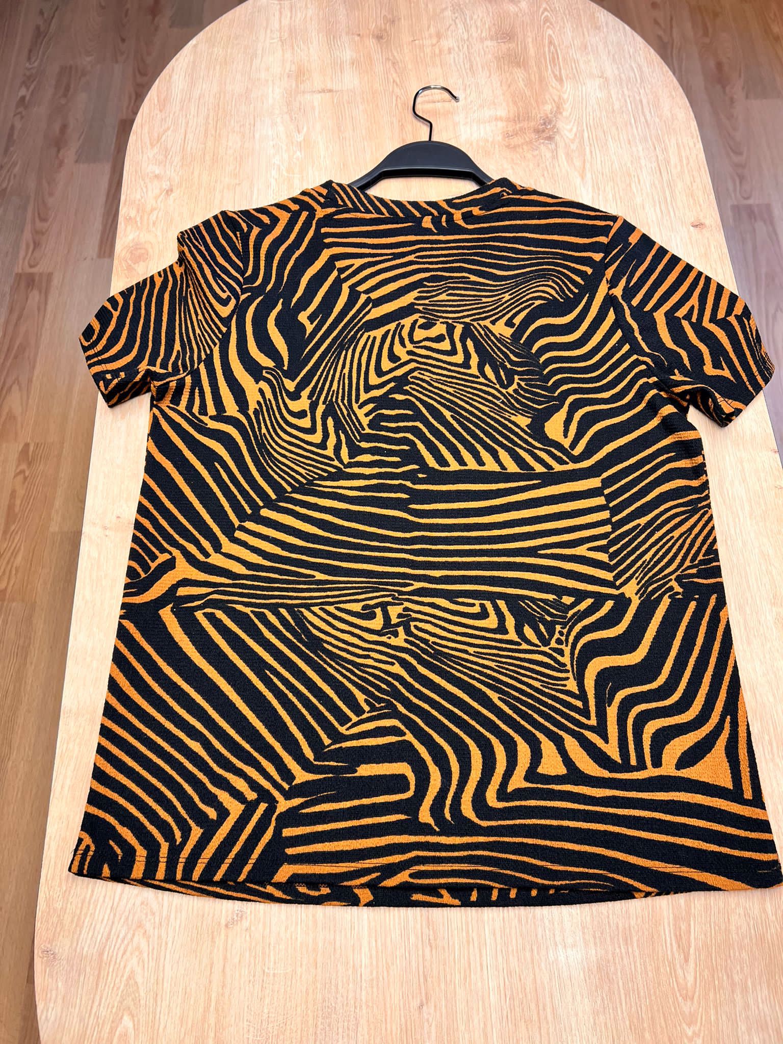 %100 COTTON WOMEN PRINTED AND EMBROIDERY T-SHIRT - view 3