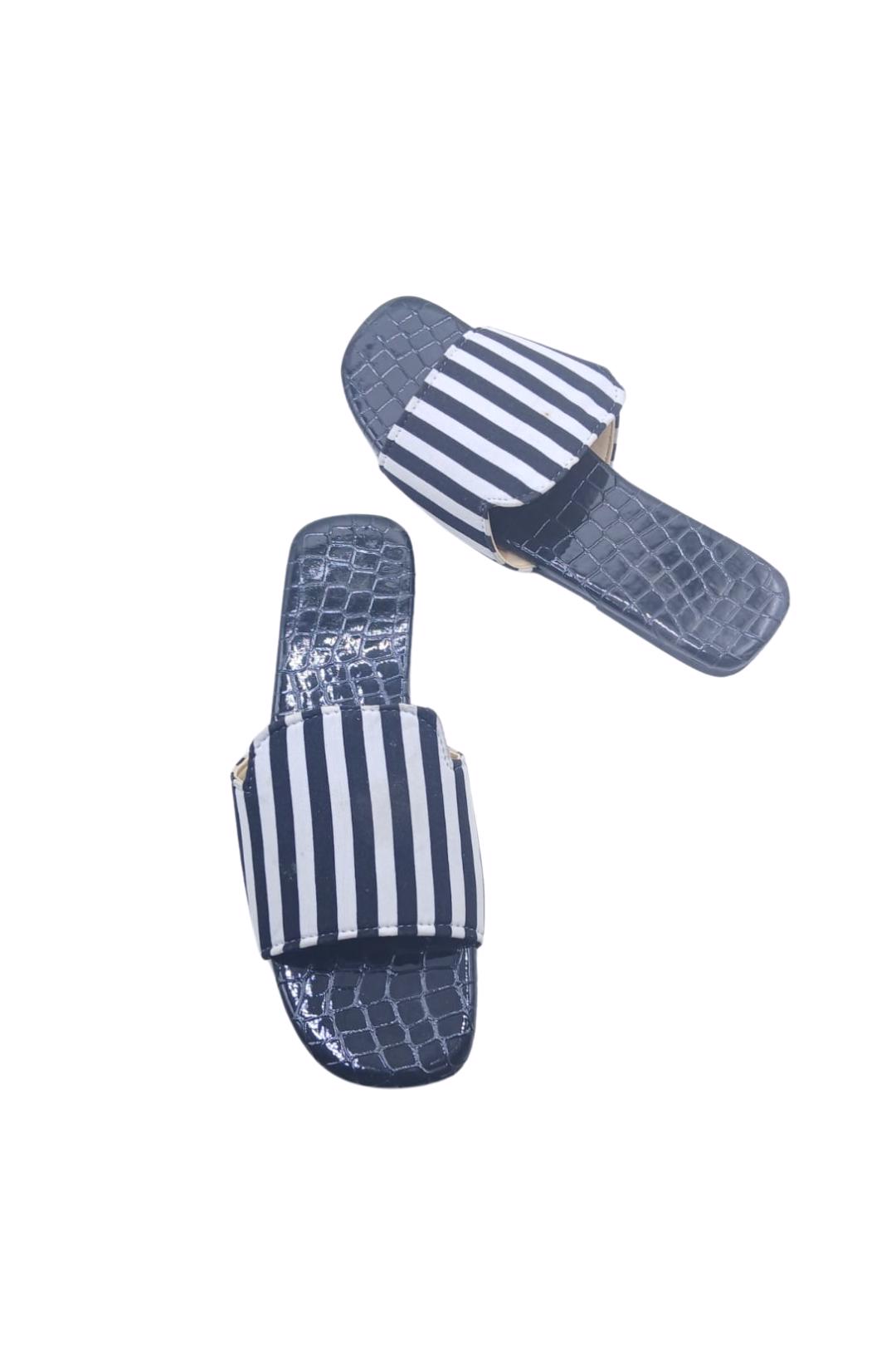 Slippers fOR girl's - view 2