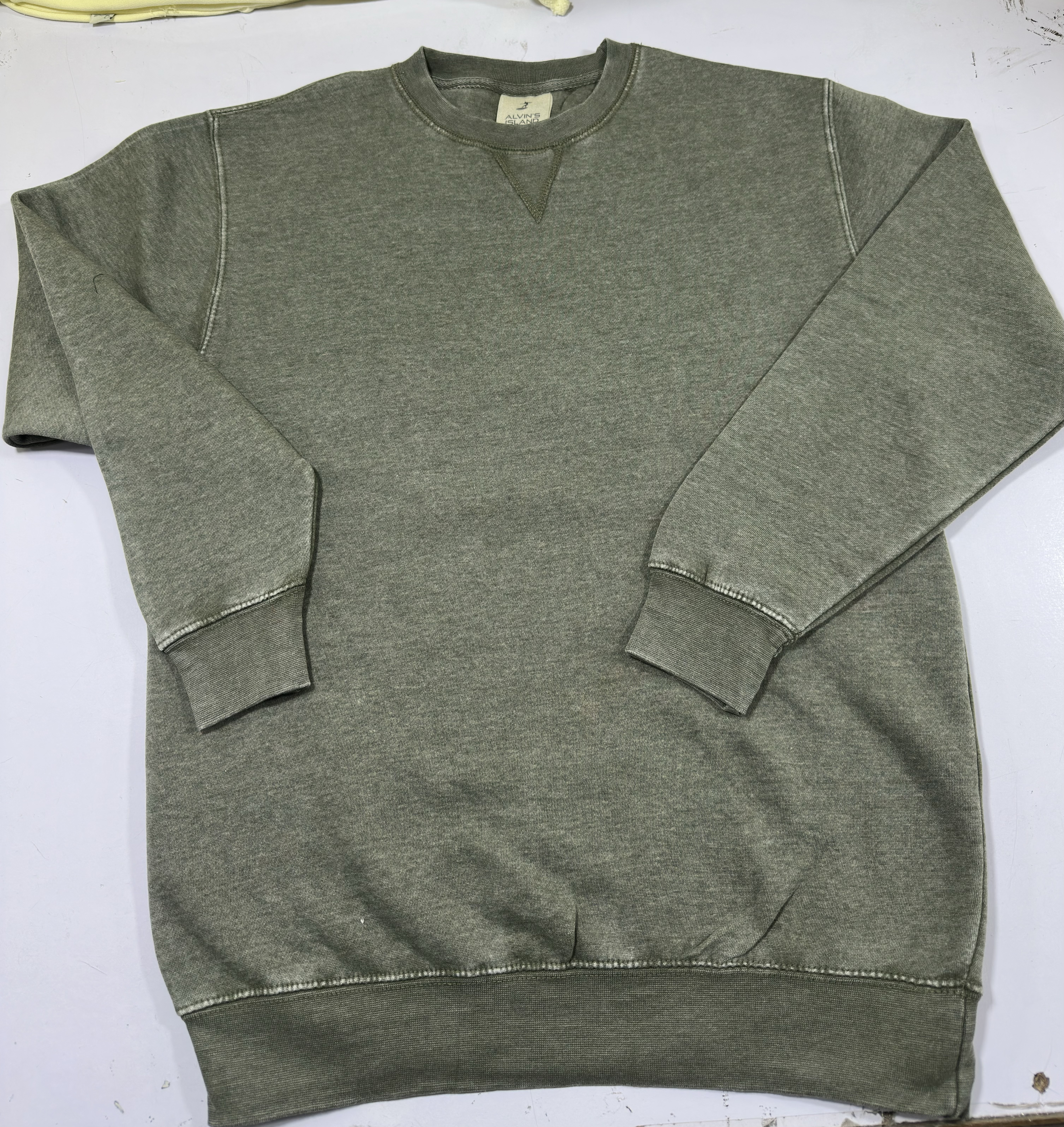 Burnout V notch Sweatshirt