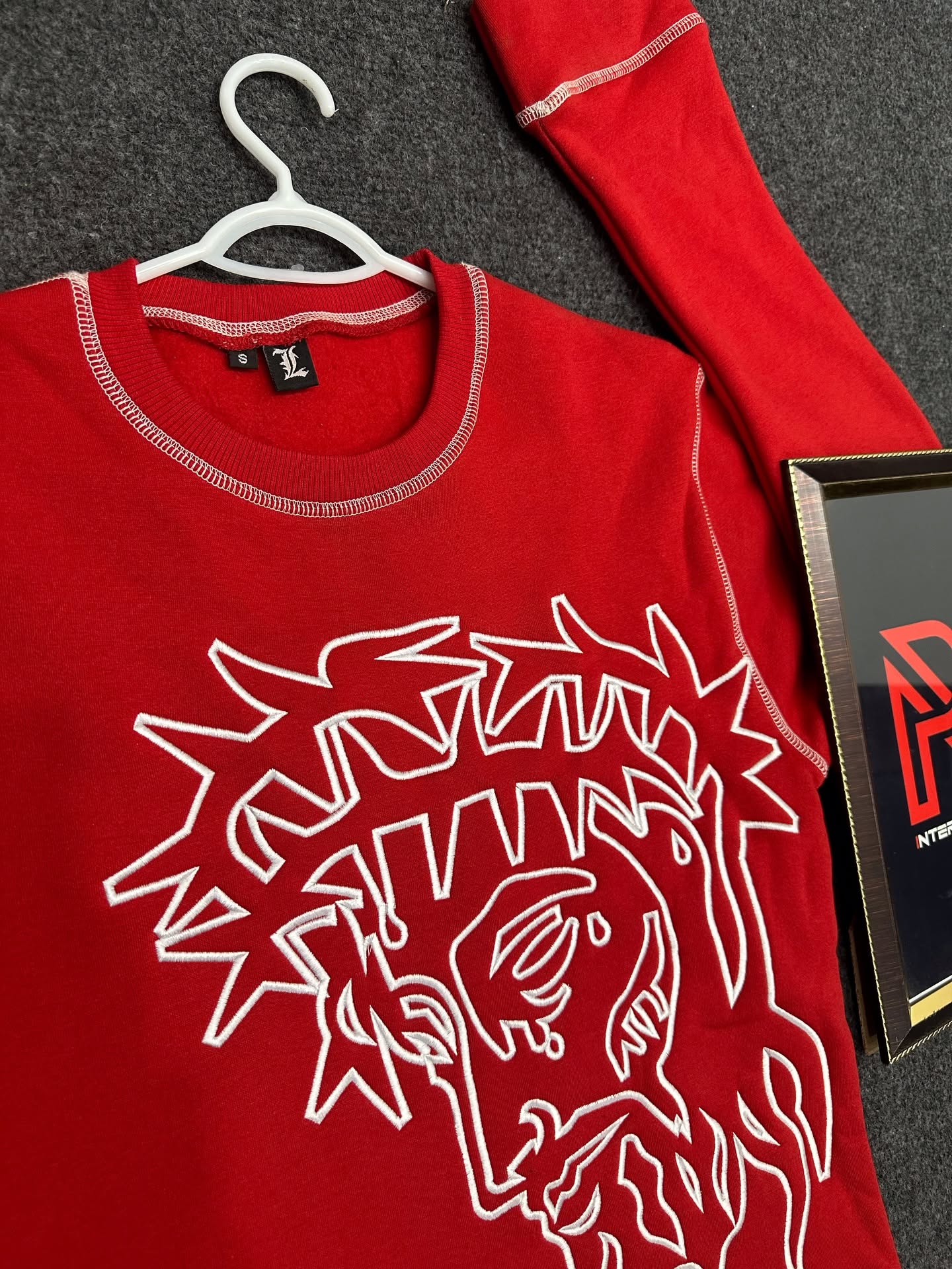Red Graphic Sweatshirt - view 4