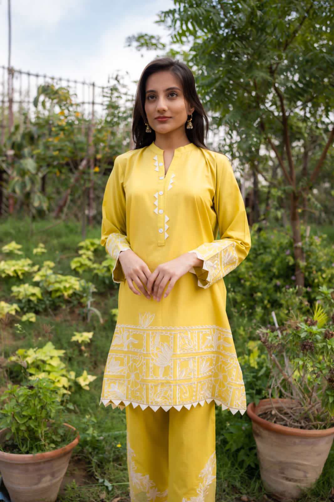 3 piece eastern embroidered suit  - view 3