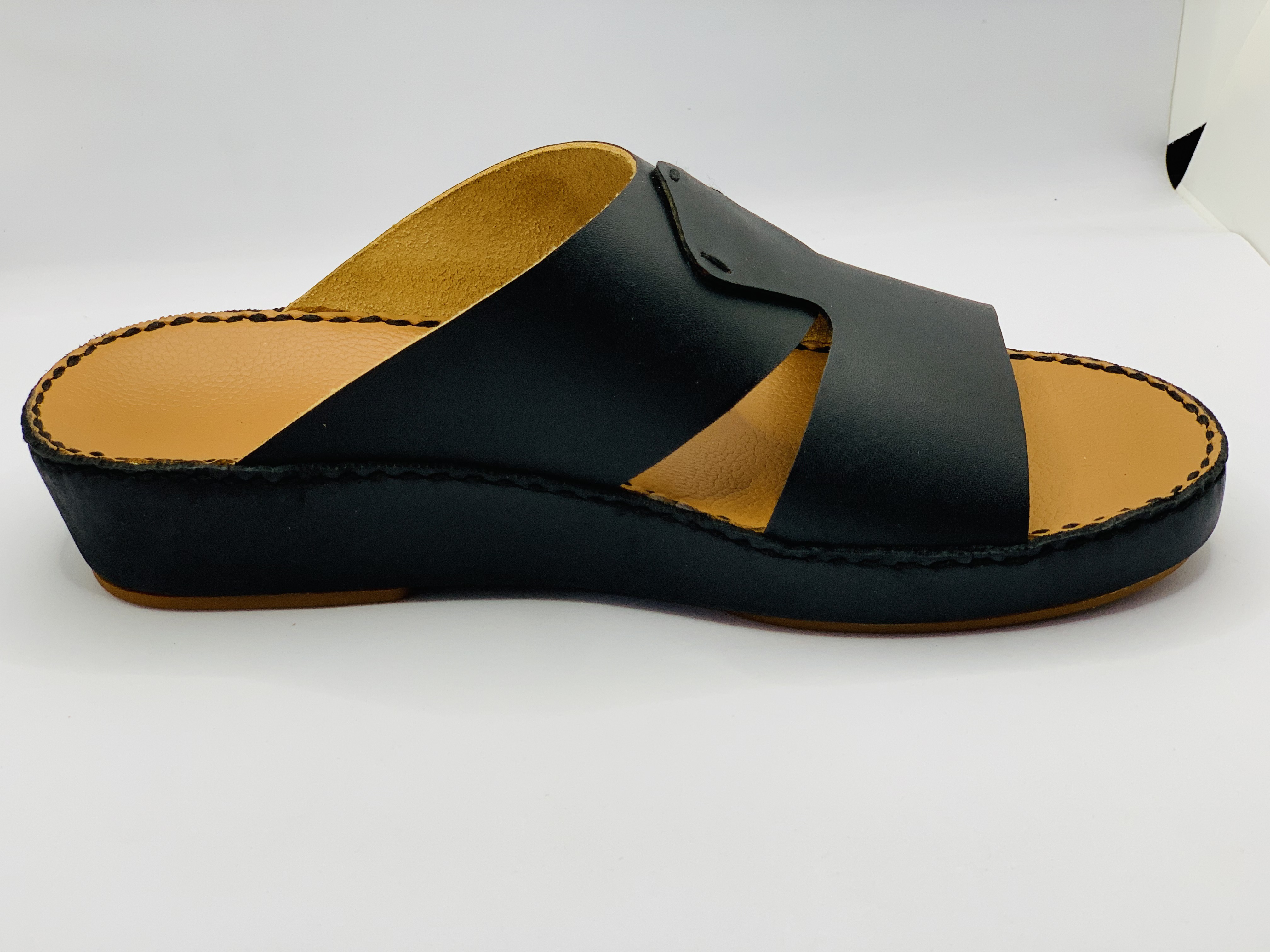 Cow Plain Leather Round Shape Customized Hand Made Brand Slippers - view 2