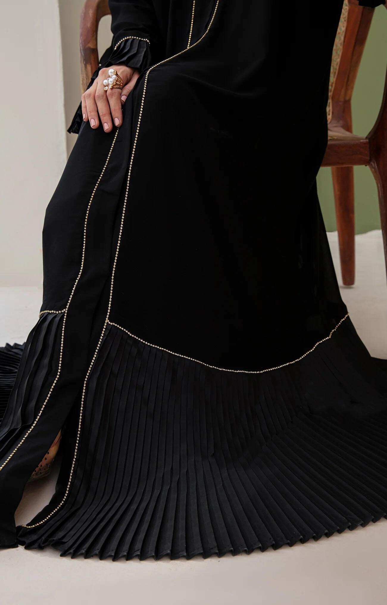 Elmira Front Open Abaya Fashionable Quality Piece Variety Colours And Customisations Branding - view 13