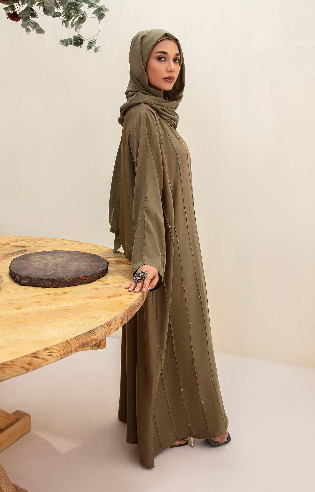 Olive Irene Front Open Fashionable Abaya Quality Piece Variety Colours And Customisations Branding - view 5