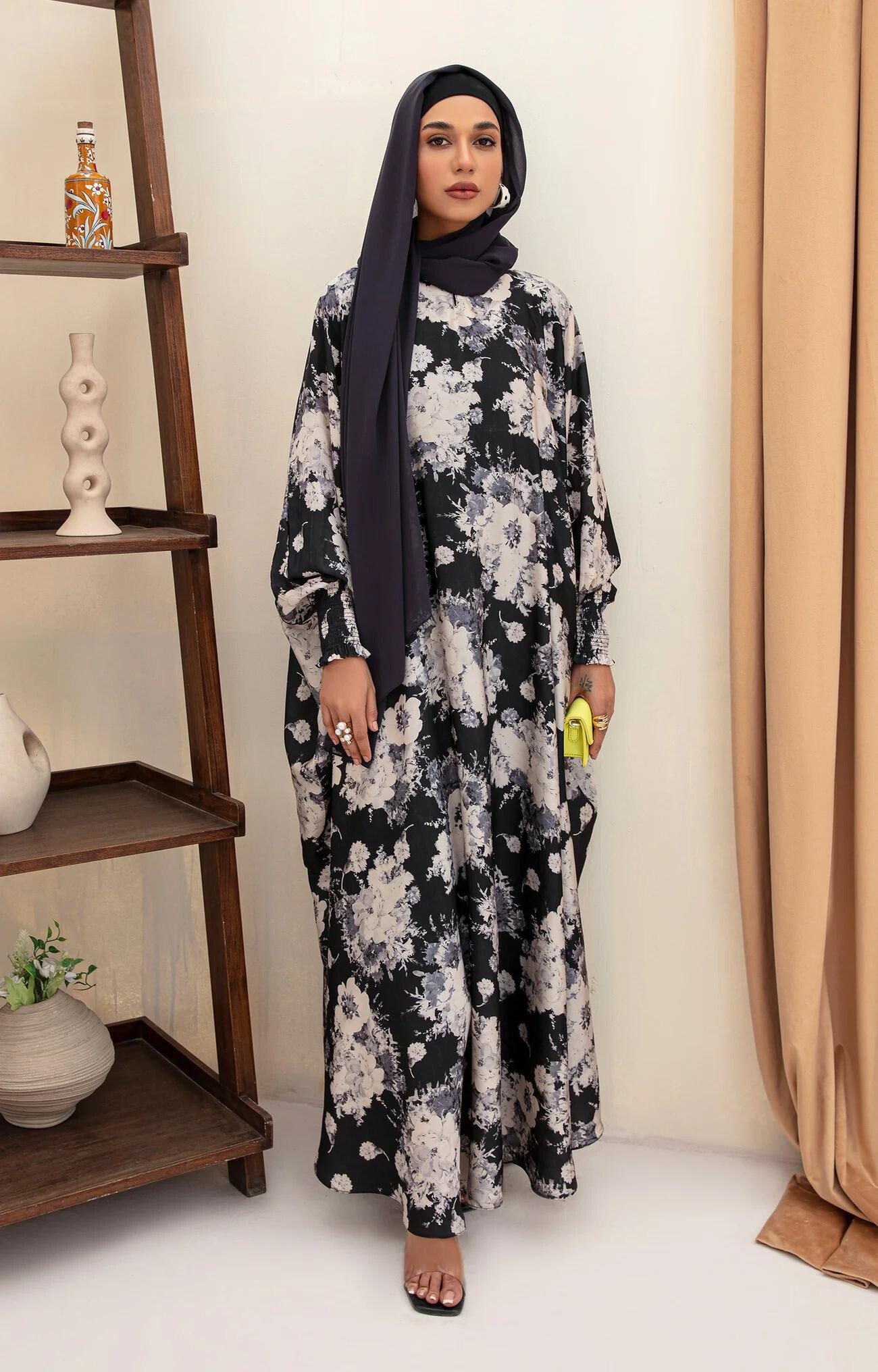 Avery Printed Cape Fashionable Abaya Quality Piece Variety Colours And Customisations Branding - view 5