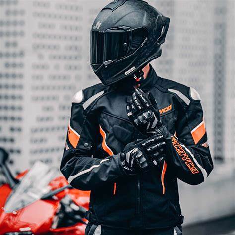 Bike & Cycling Gear For Men & Women | Available in All Sizes