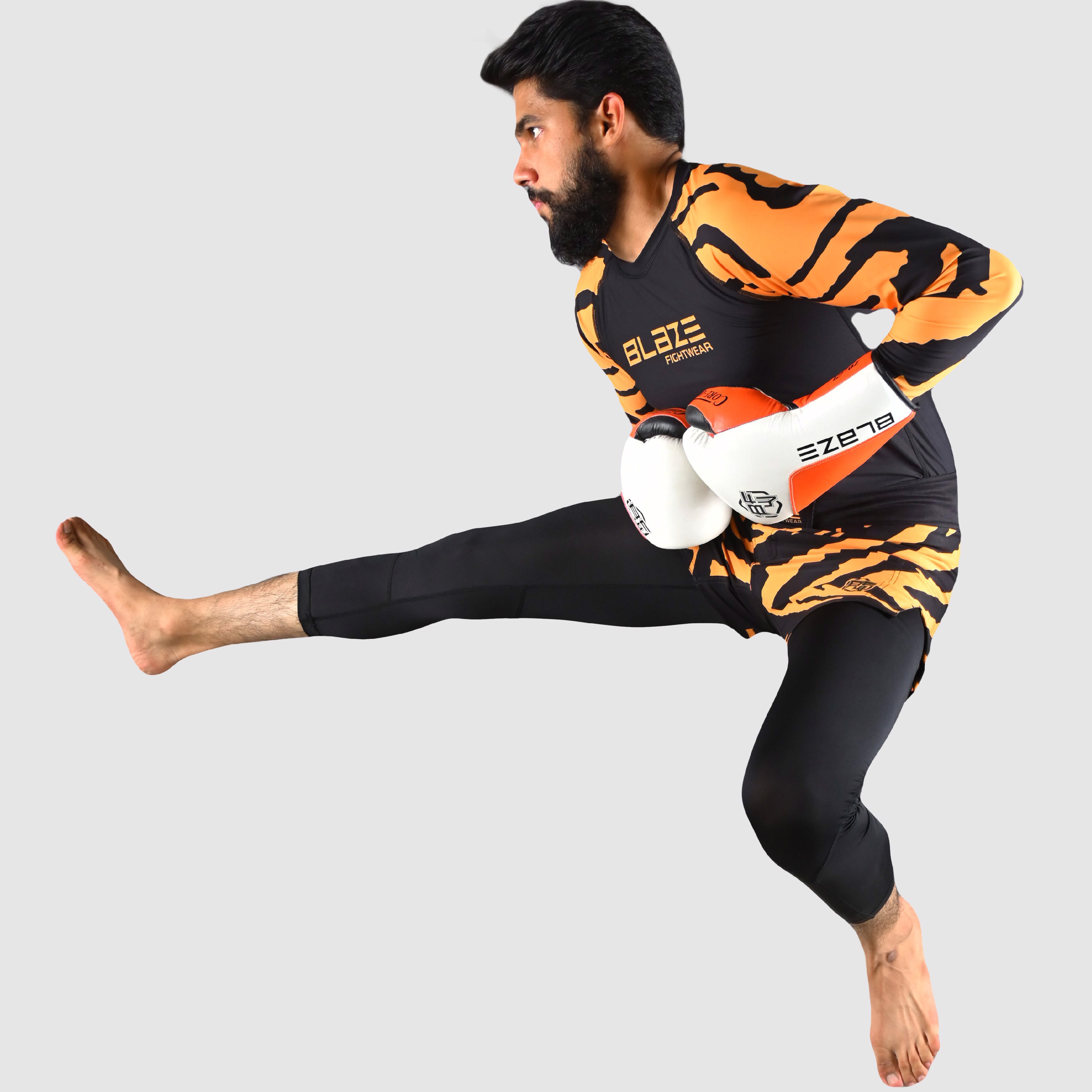 Custom MMA training outfits: , four-way stretch training apparel for enhanced performance. - view 7