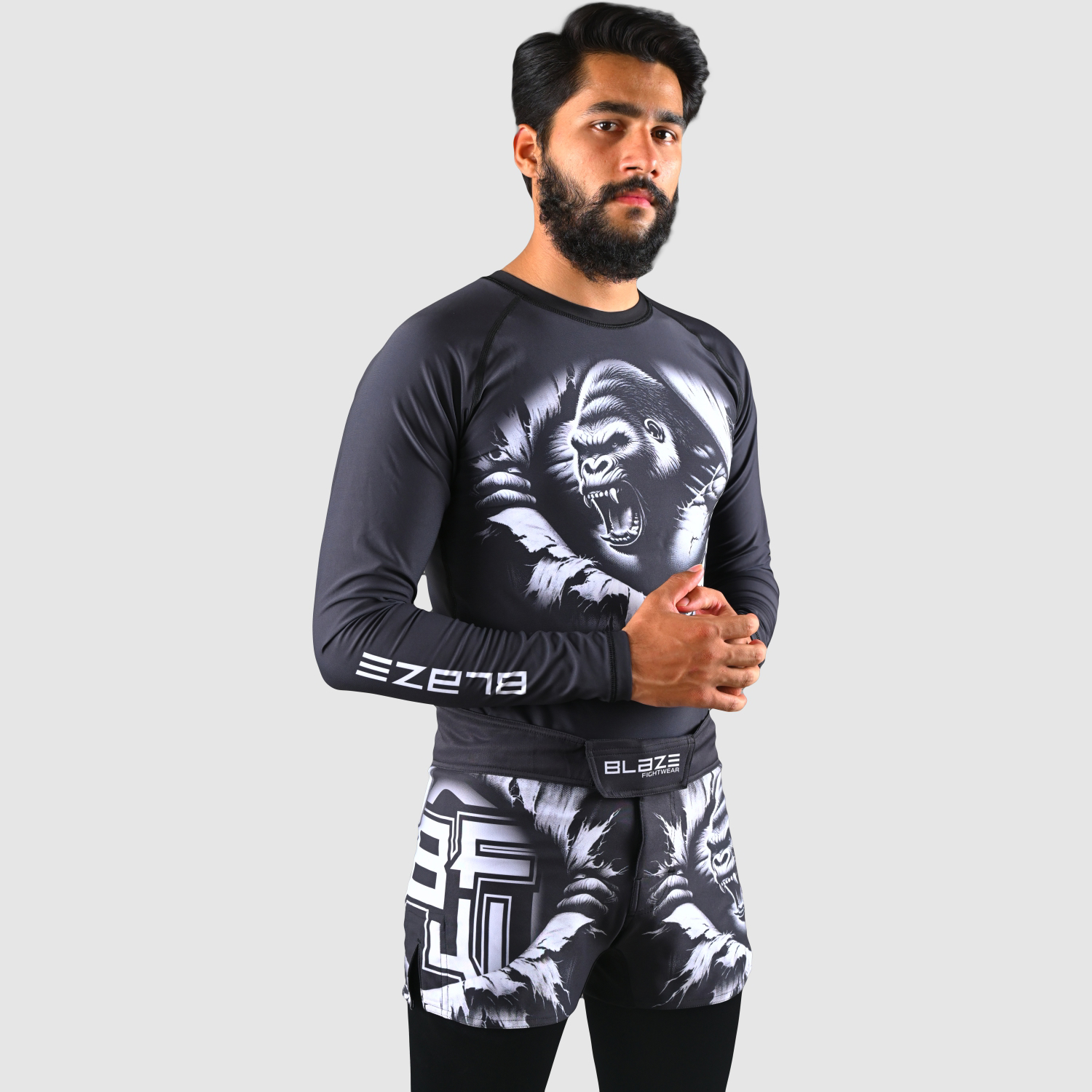 Customized MMA exercise clothes: elastic, adaptive, four-way stretch material for superior results - view 5