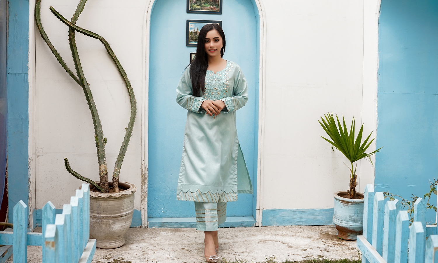 2 piece READY TO WEAR  women's suits - view 4