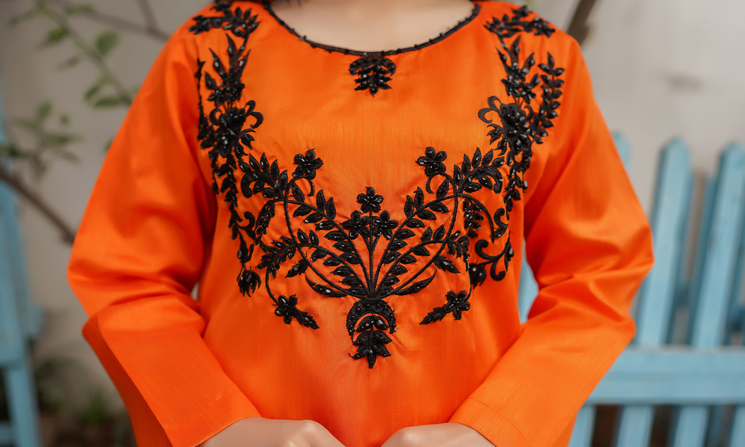 2 piece READY TO WEAR  women's suits - view 5