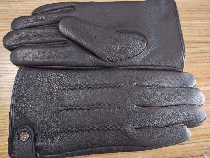  High Quality Leather dressing gloves Available In Affordable Price 