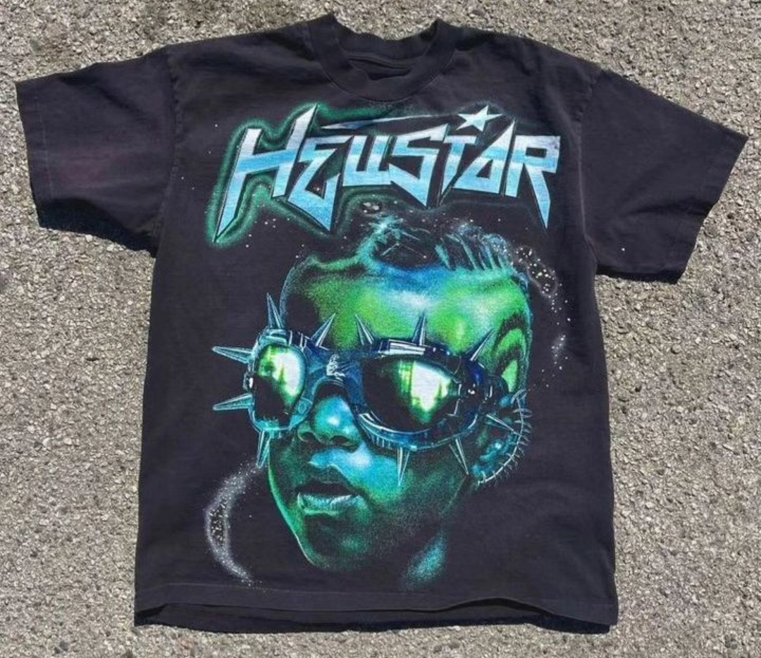  Stylish And Comfortable T-shirt with Customised Logo Printing In Different Colors and Designs 