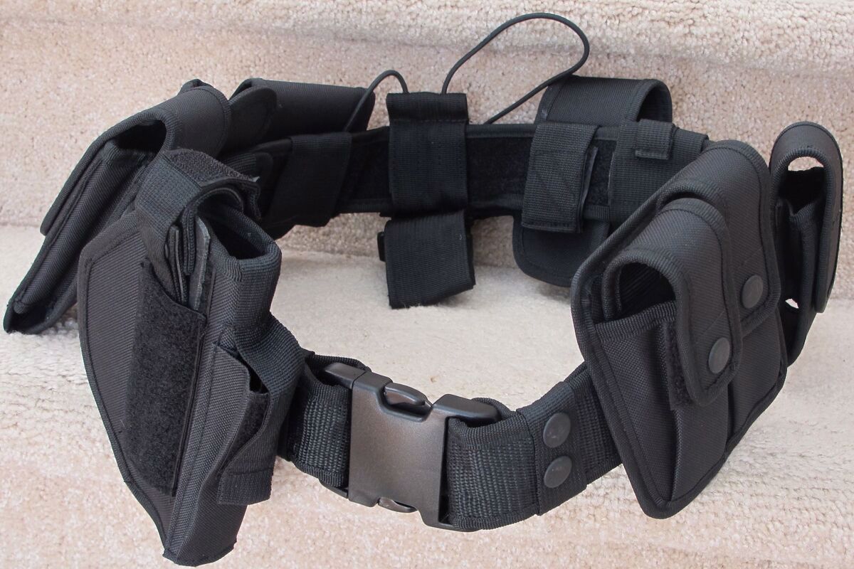 Security belt with pouches