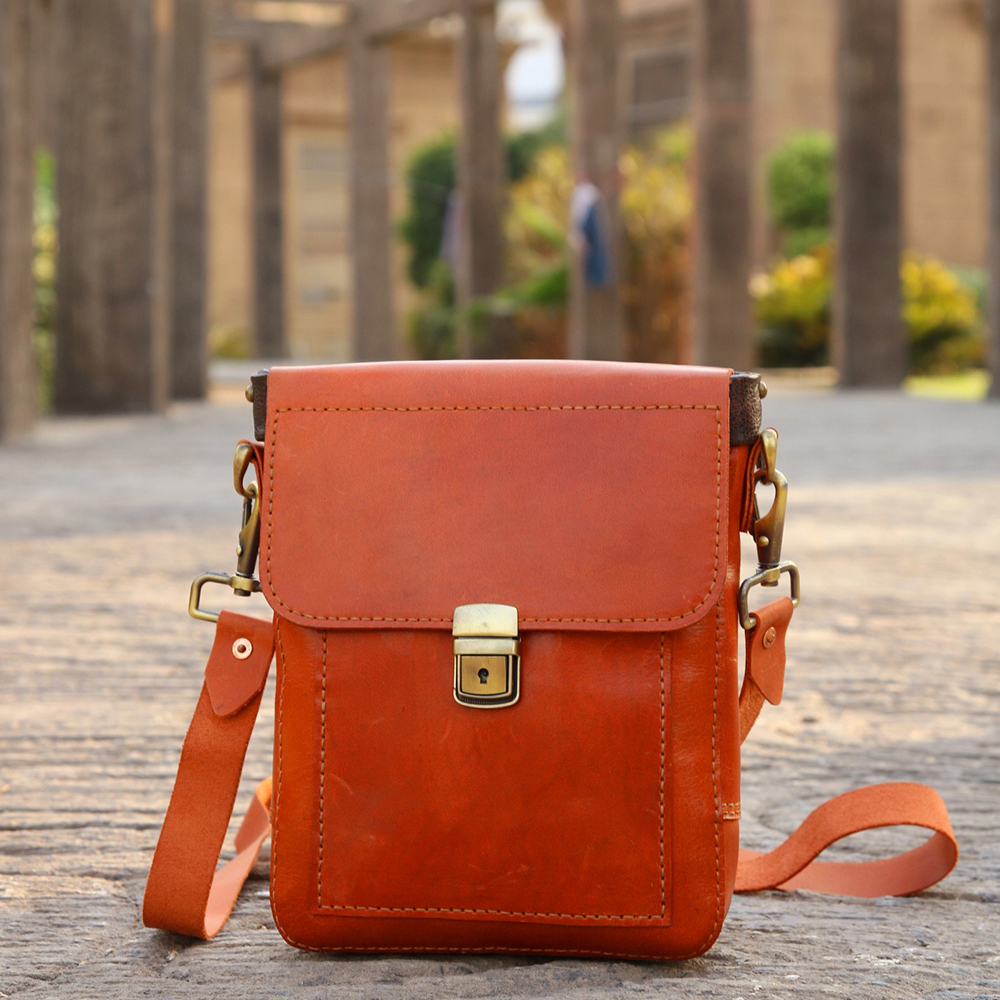 Leather Crossbody bag, shoulder bag, original leather crossbody bag, bag for travel, leather bag - view 3