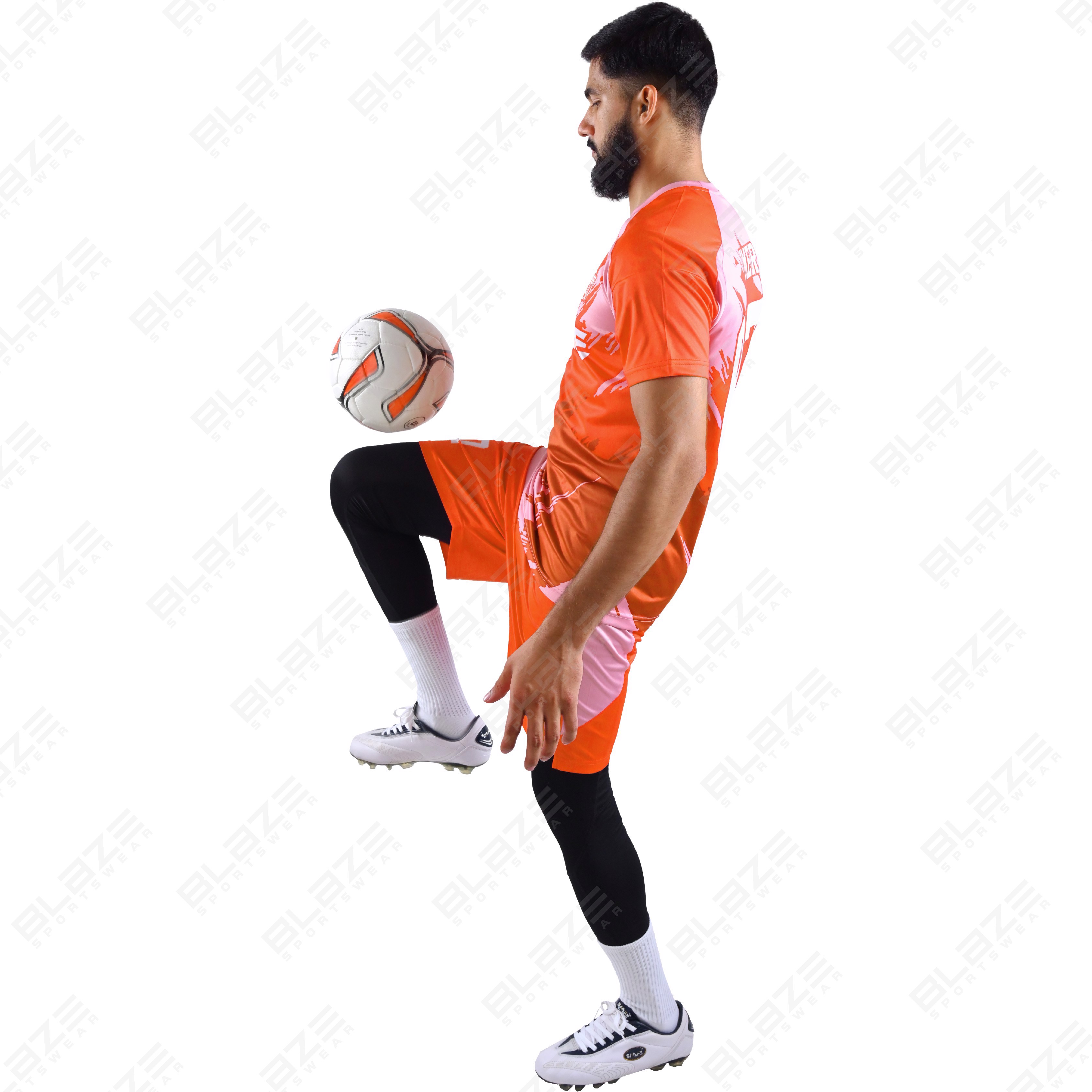  Custom soccer kit made from lightweight100% polyester with digital sublimation for Top performance. - view 8