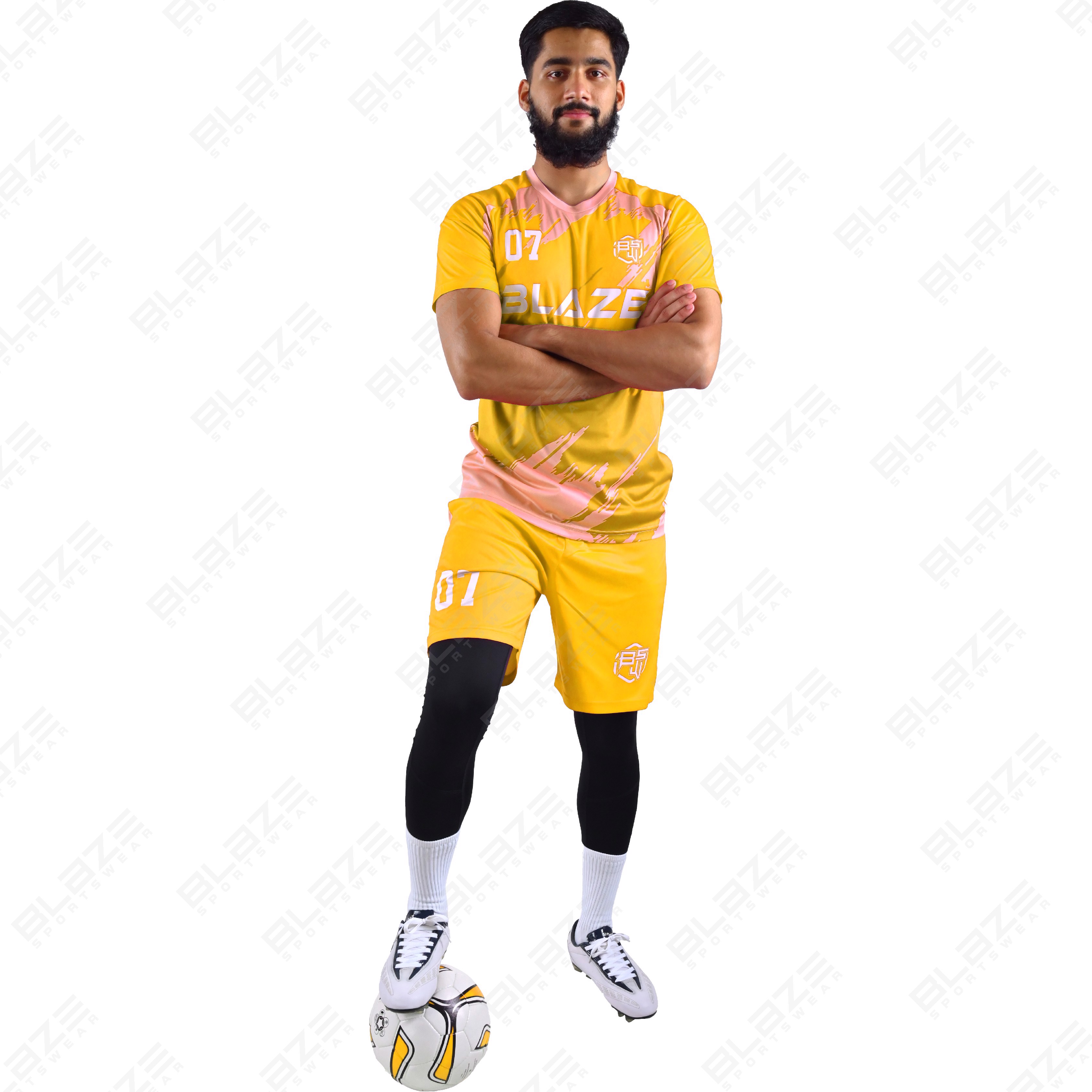 Custom soccer outfits made from lightweight 100% polyester with digital printing for Top performance - view 8