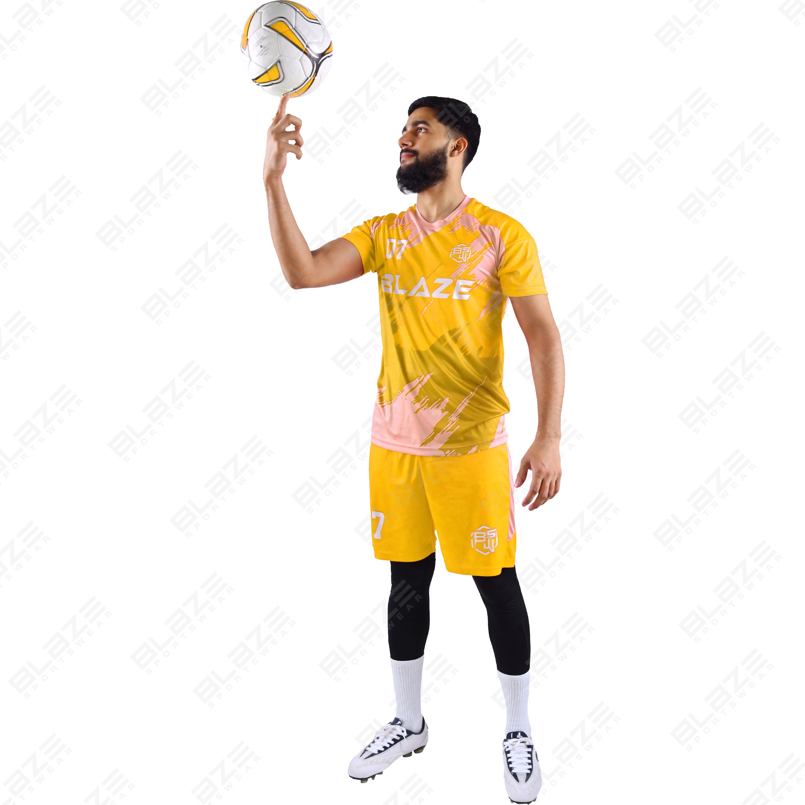 Custom soccer outfits made from lightweight 100% polyester with digital printing for Top performance - view 9