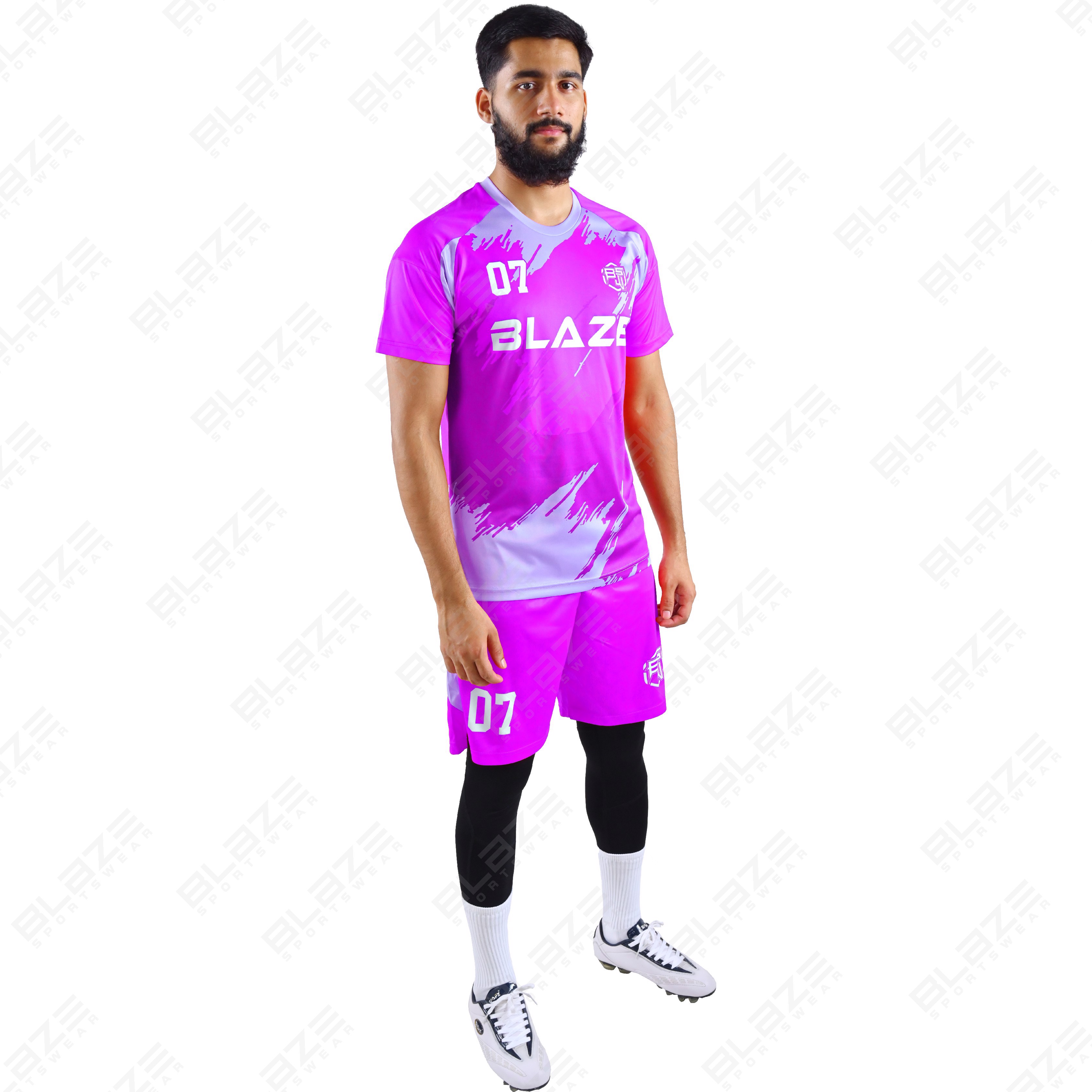 Custom soccer uniforms with lightweight 100% polyester With digital printing for optimal performance - view 8