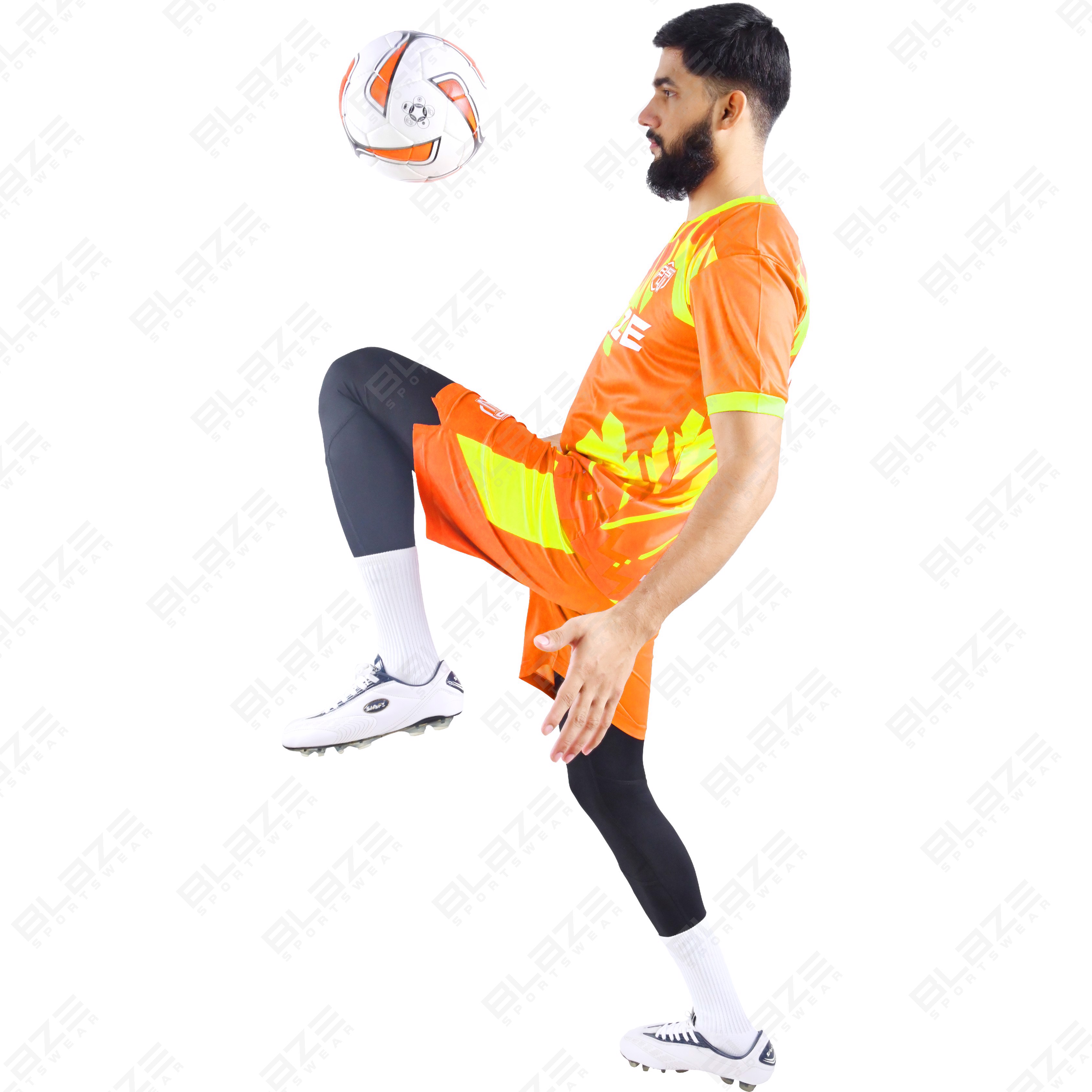 Custom soccer jerseys made from lightweight 100% polyester with digital printing for Top performance - view 6