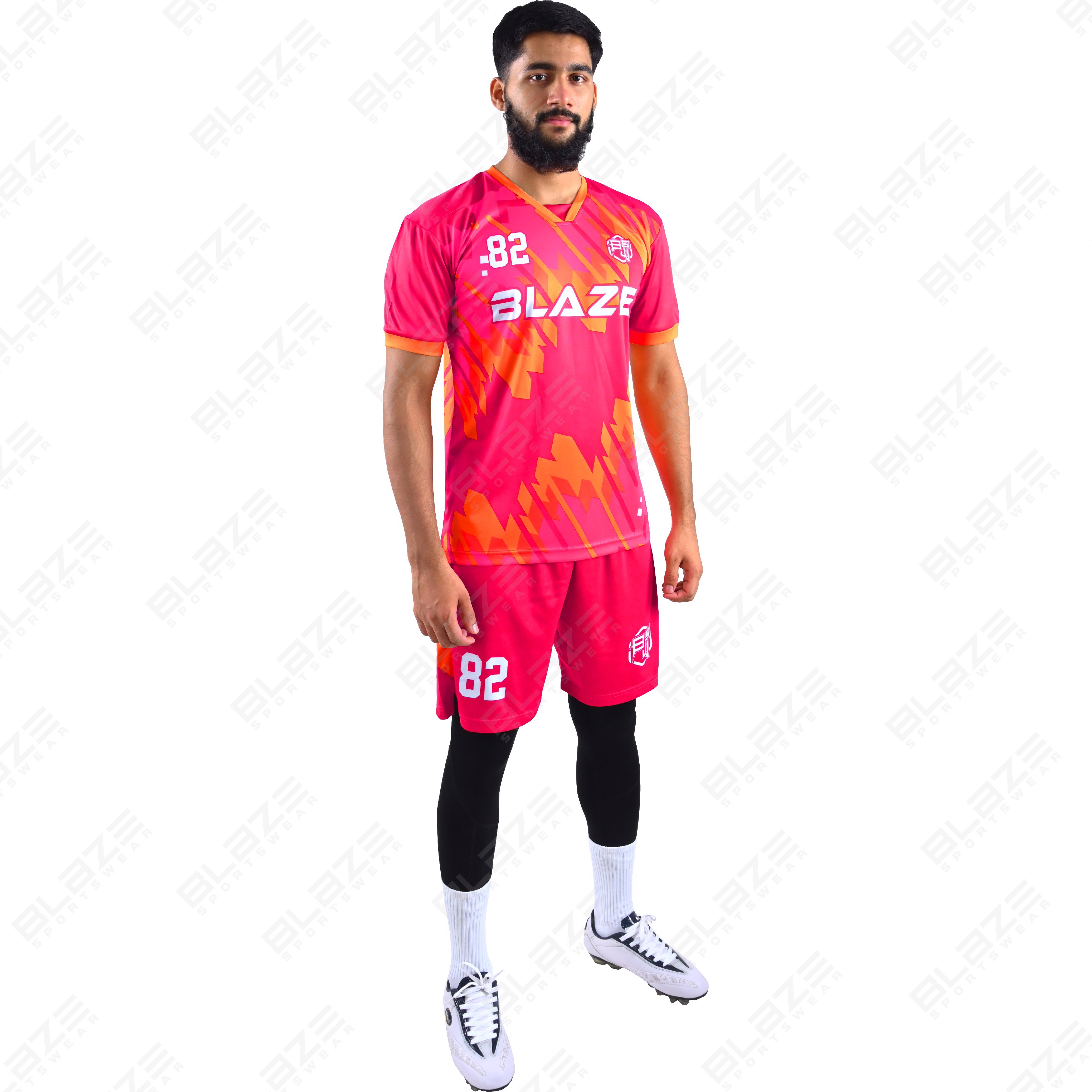  Custom soccer kits made from lightweight 100% polyester with digital print for athletic performance