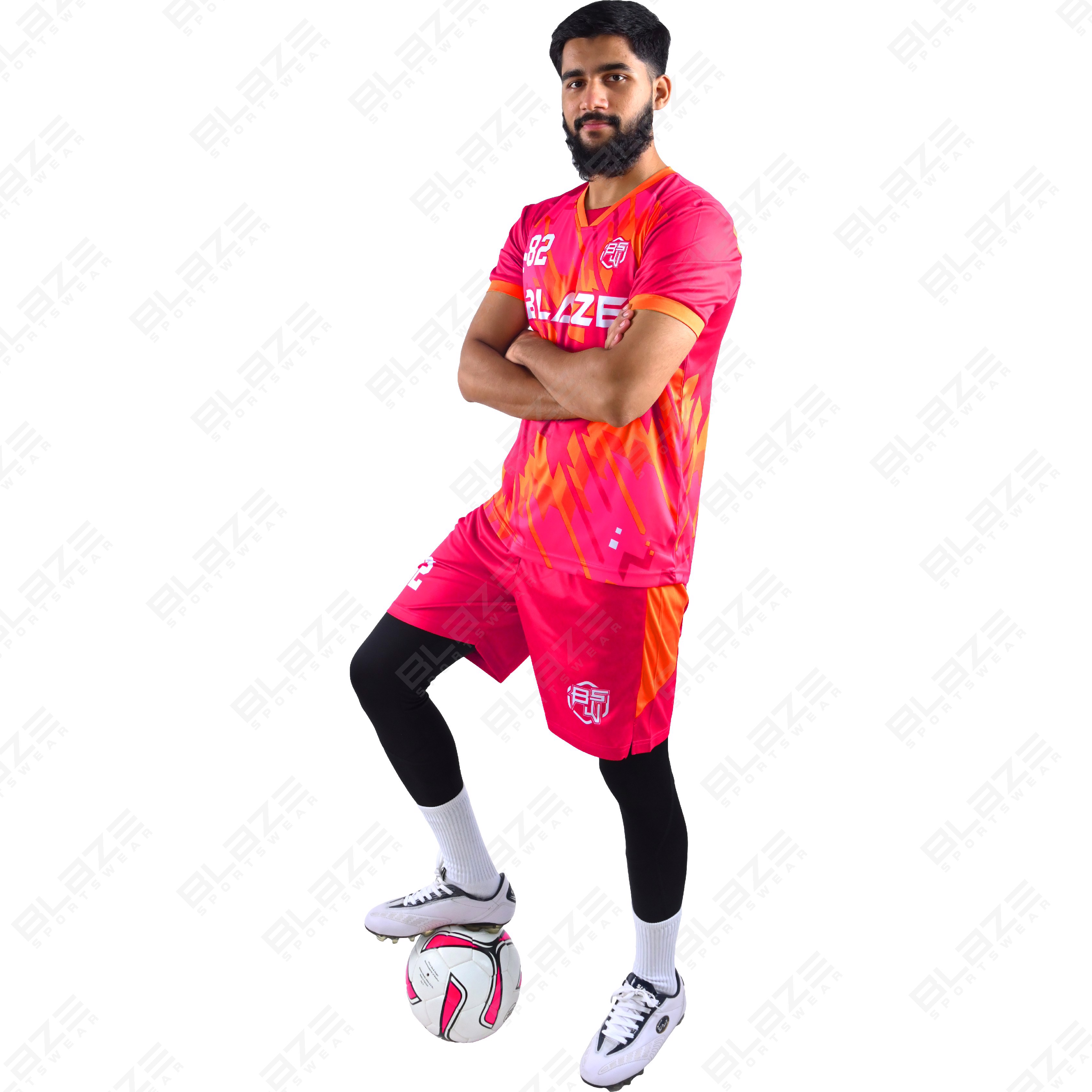  Custom soccer kits made from lightweight 100% polyester with digital print for athletic performance - view 7