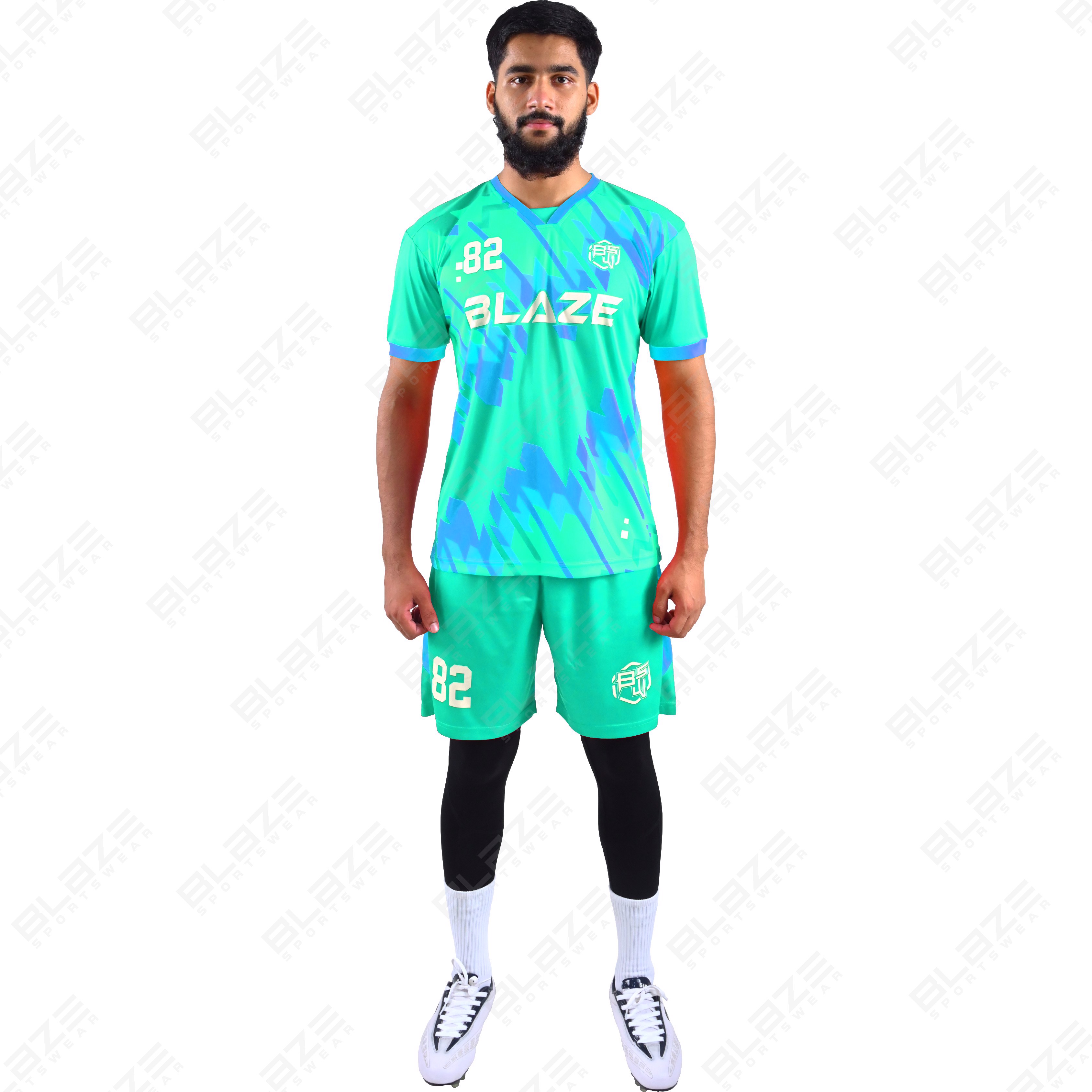 Custom soccer kits made from lightweight 100% polyester with digital print for athletic performance - view 13