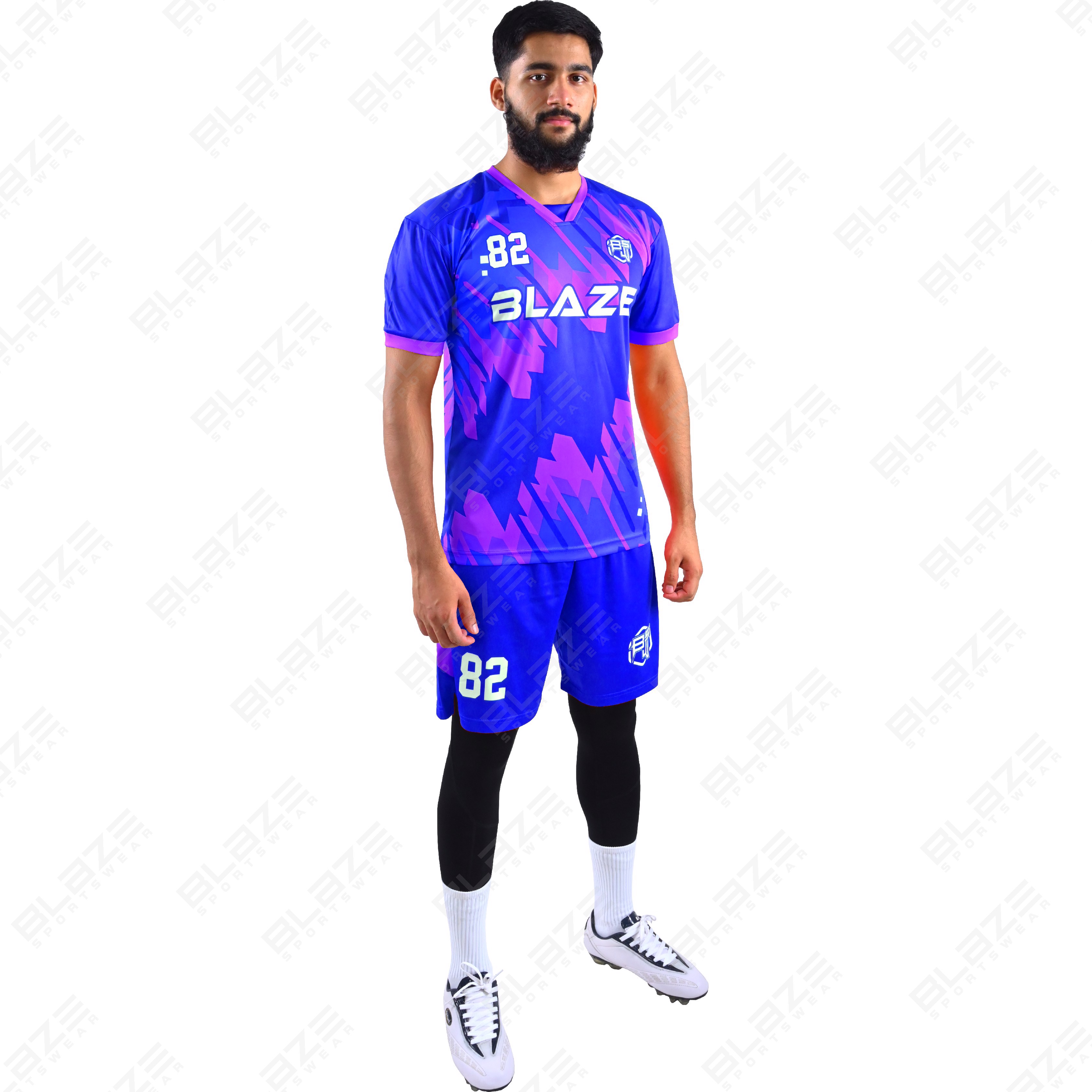  Custom soccer kits made from lightweight 100% polyester with digital printing for elite performance