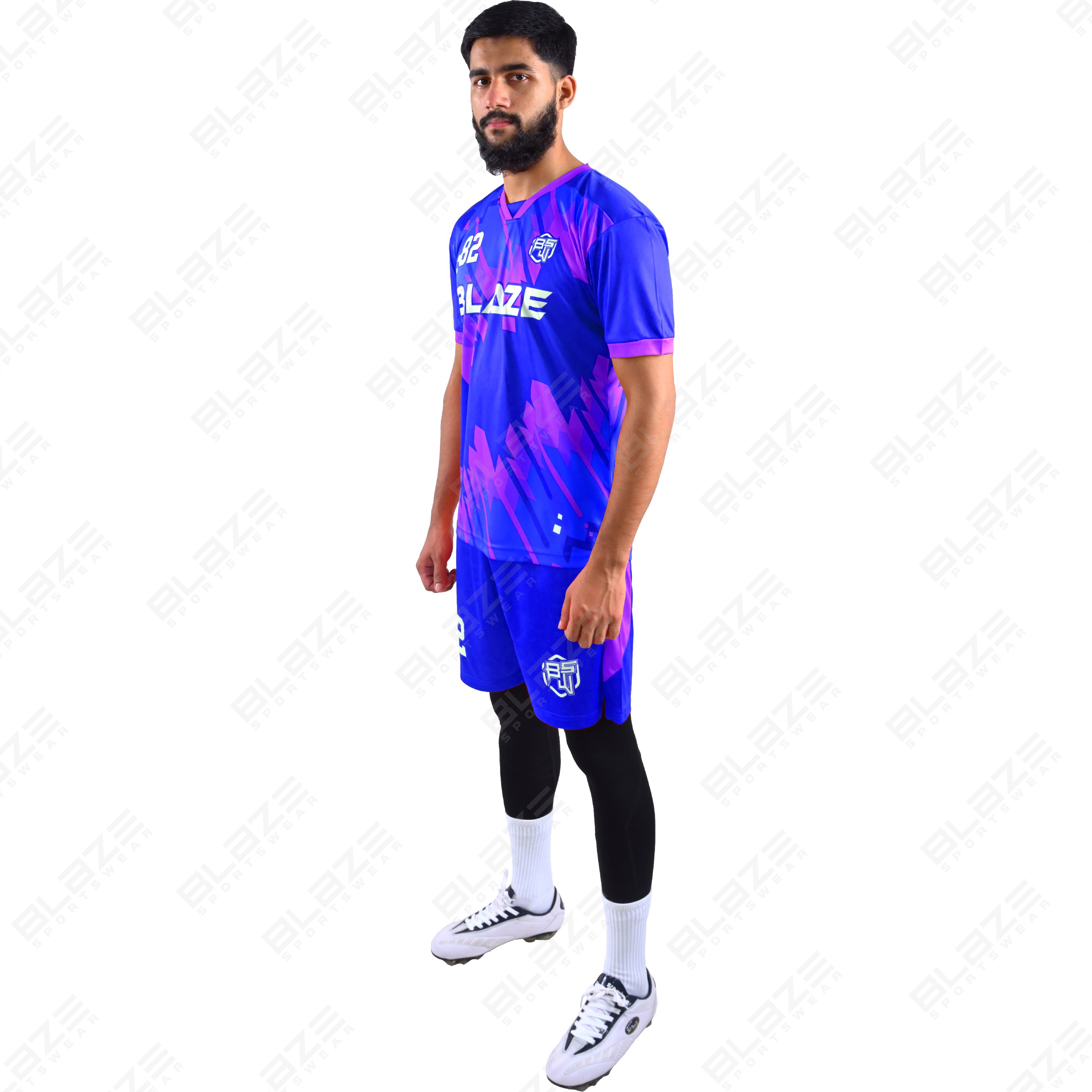  Custom soccer kits made from lightweight 100% polyester with digital printing for elite performance - view 6