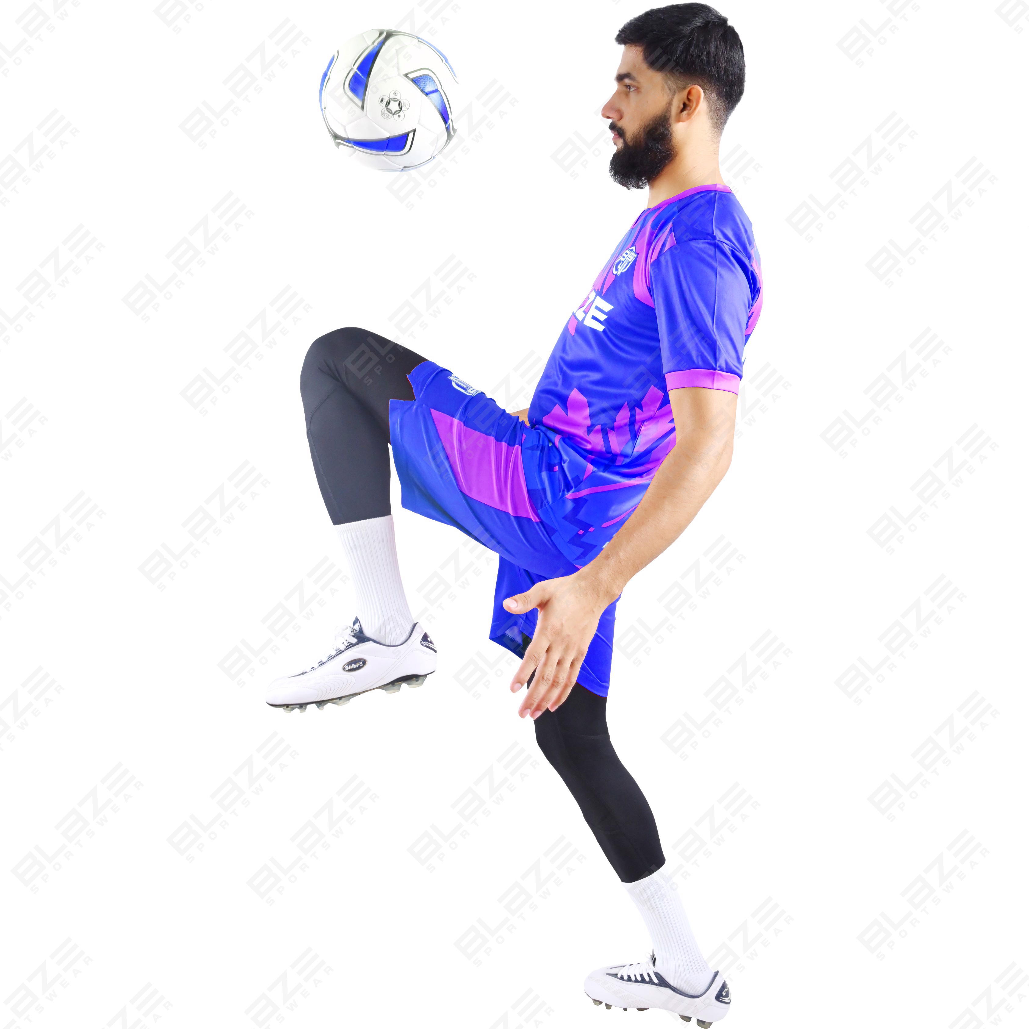  Custom soccer kits made from lightweight 100% polyester with digital printing for elite performance - view 8