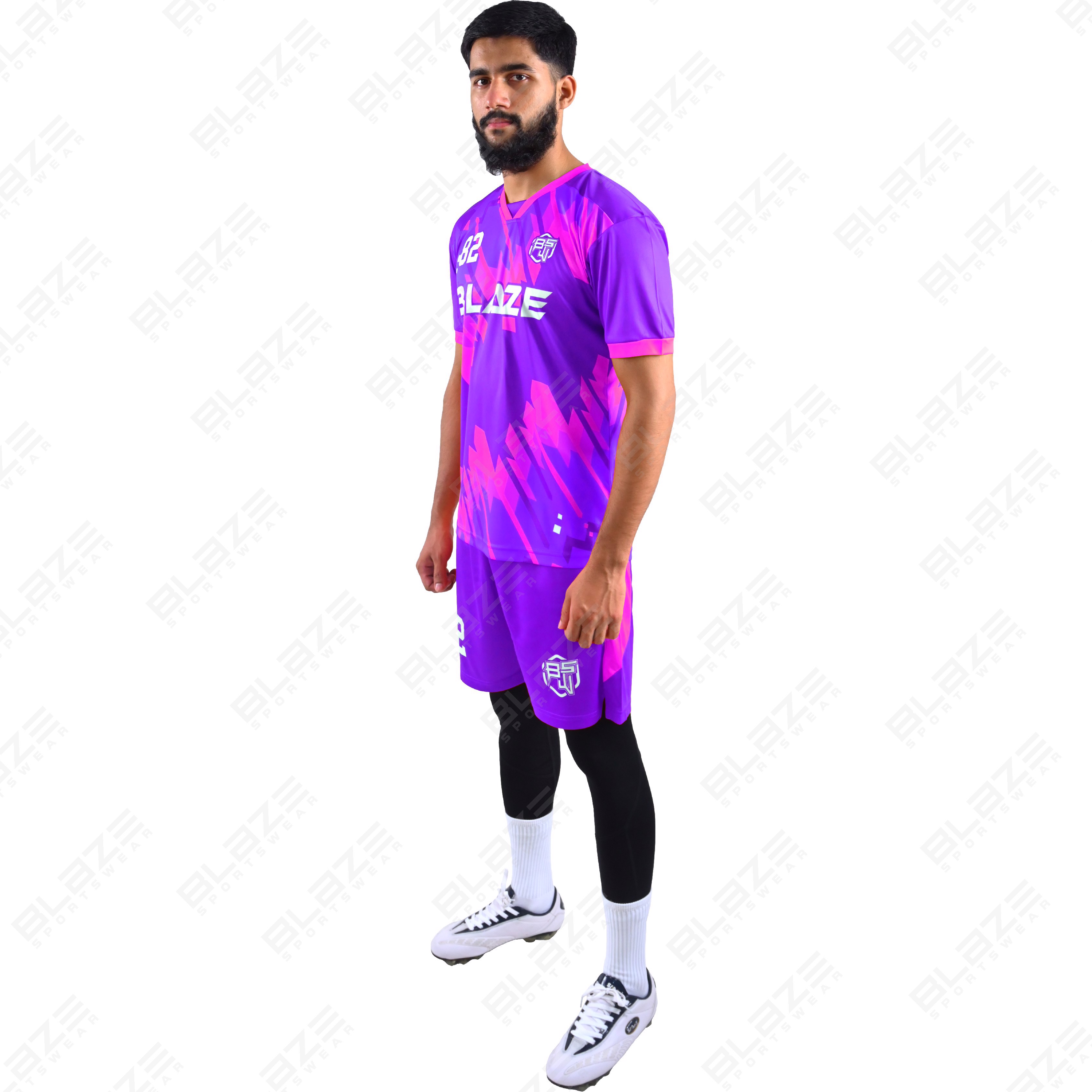  Custom soccer kits made from lightweight 100% polyester with digital printing for elite performance - view 13