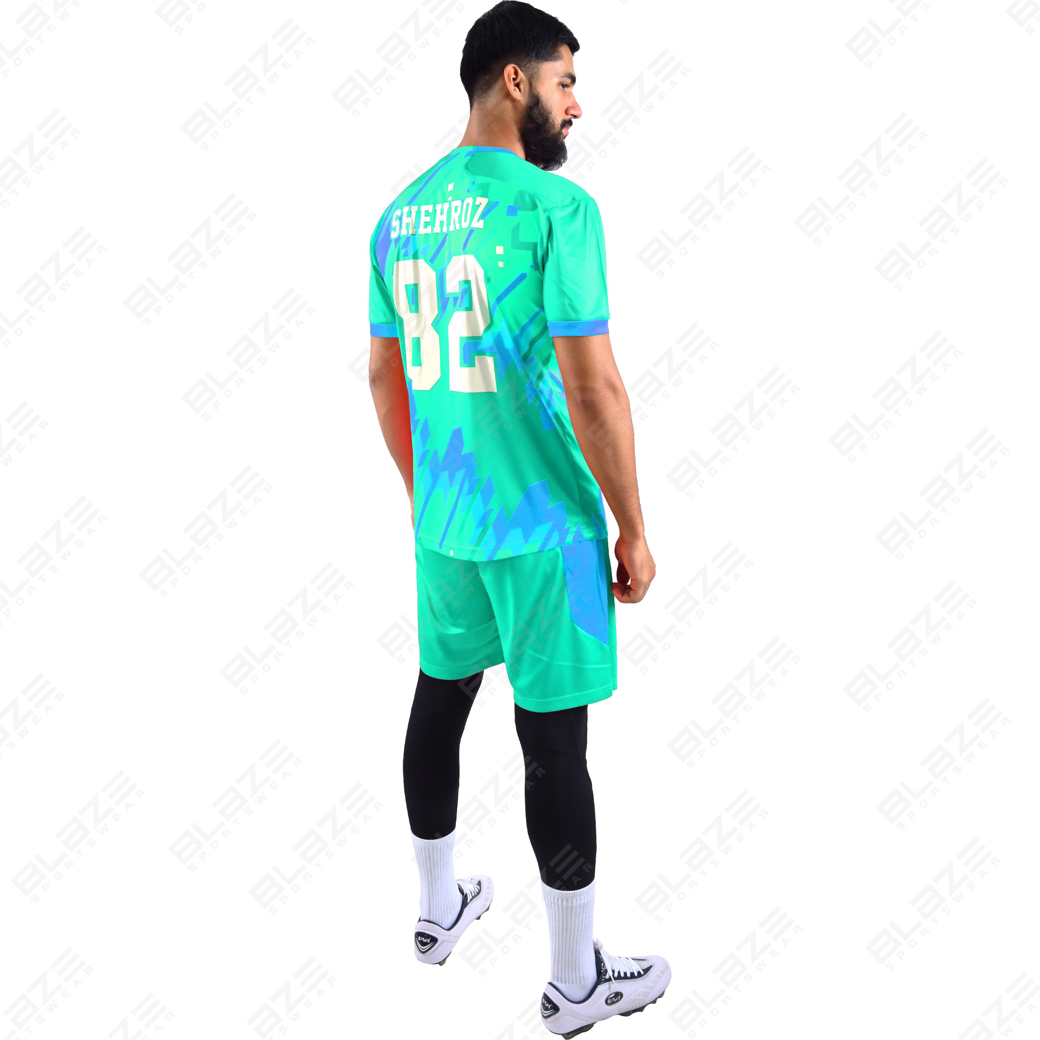 Custom soccer kits made from 100% lightweight polyester with digital print for athletic performance - view 2