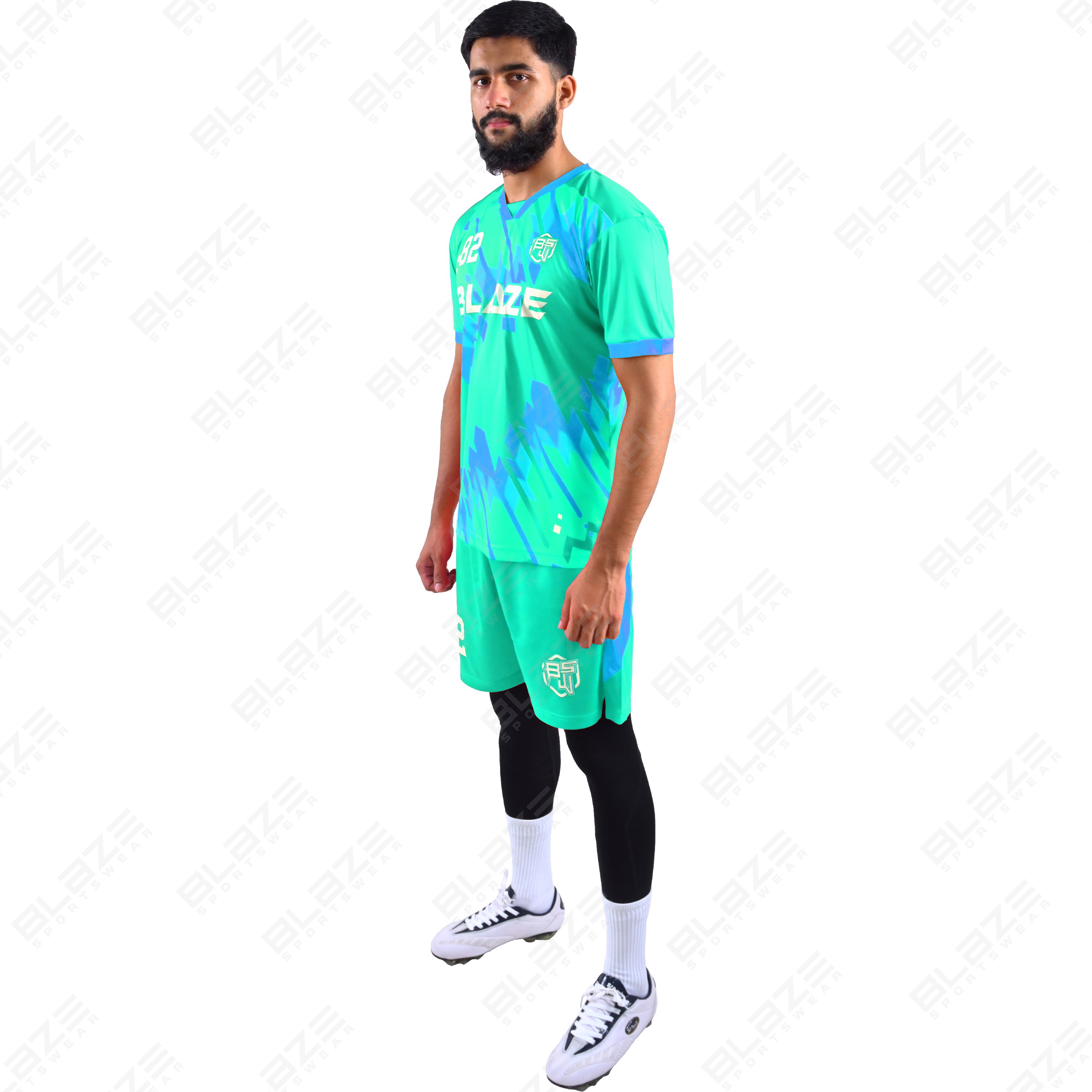 Custom soccer kits made from 100% lightweight polyester with digital print for athletic performance - view 5