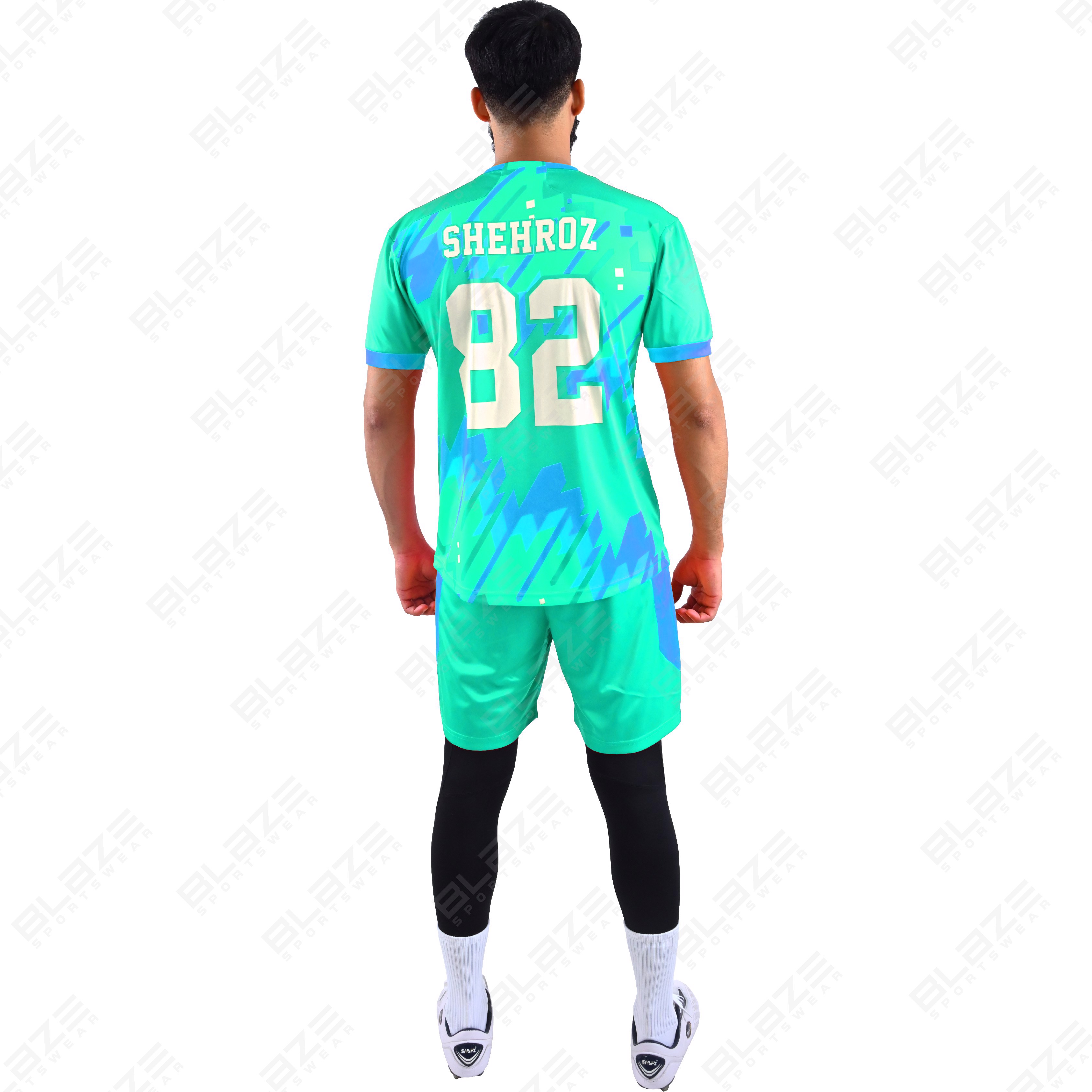 Custom soccer kits made from 100% lightweight polyester with digital print for athletic performance - view 8