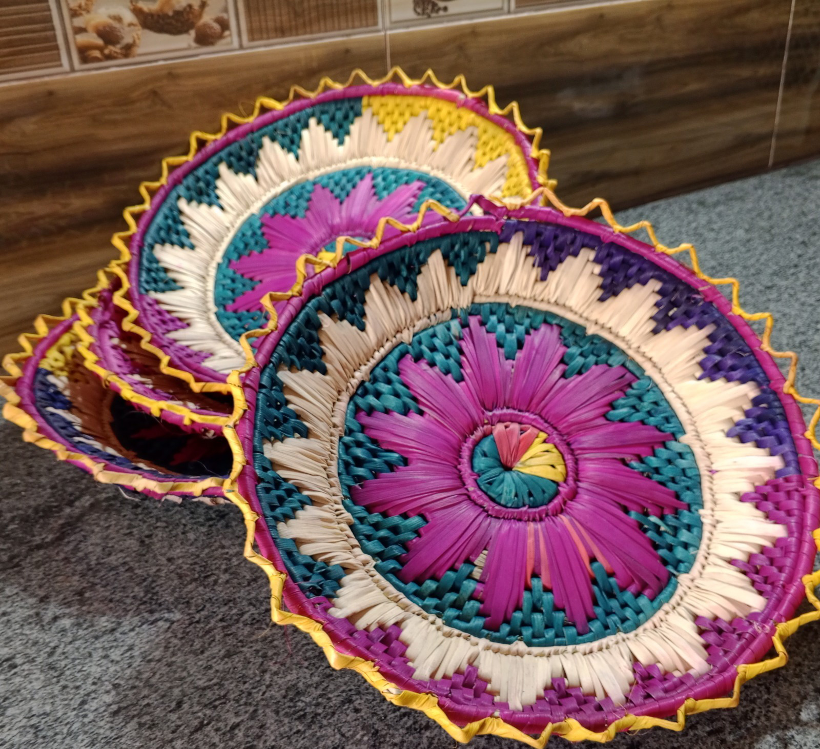 High Quality Date Leaves Beautifully Handcrafted 12-inch Changair Perfect For Serving Meal  - view 3
