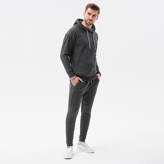 High Quality Polyester Sweatsuit With Customised Size Logo And Colour  - view 5