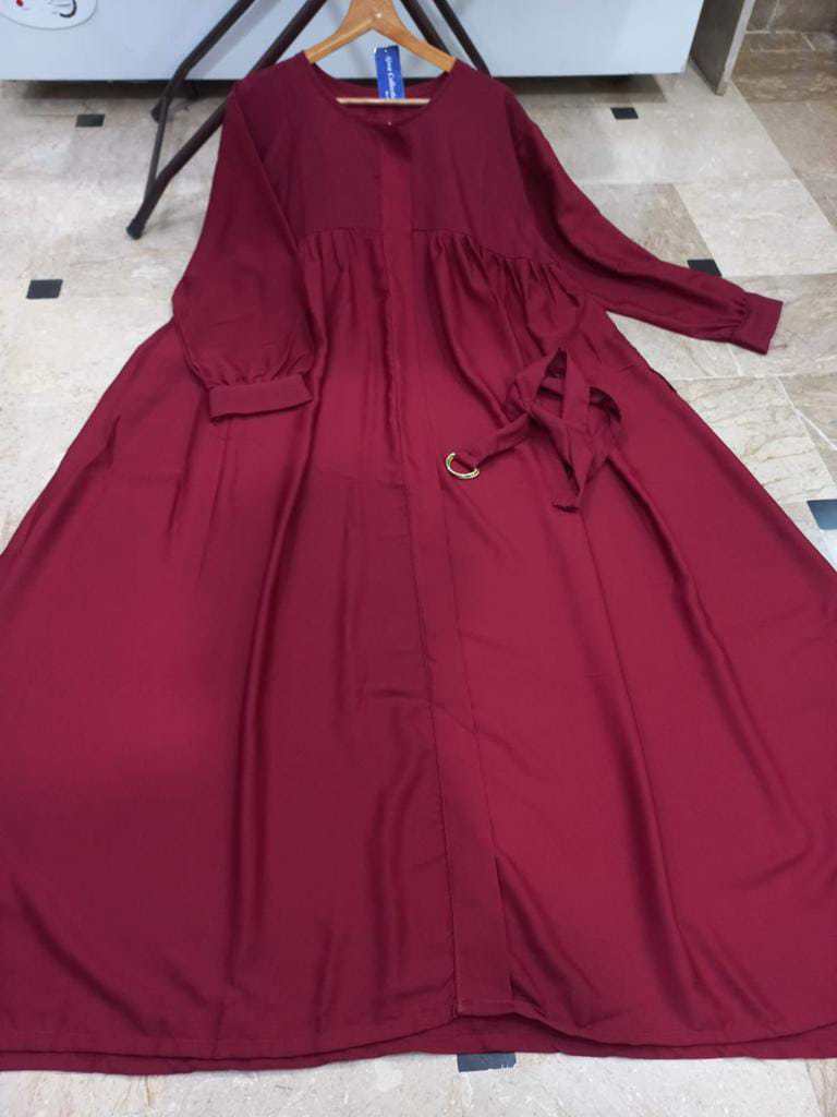 Classic Front Zip With Both Sided Pocket Abaya With Belt - view 5