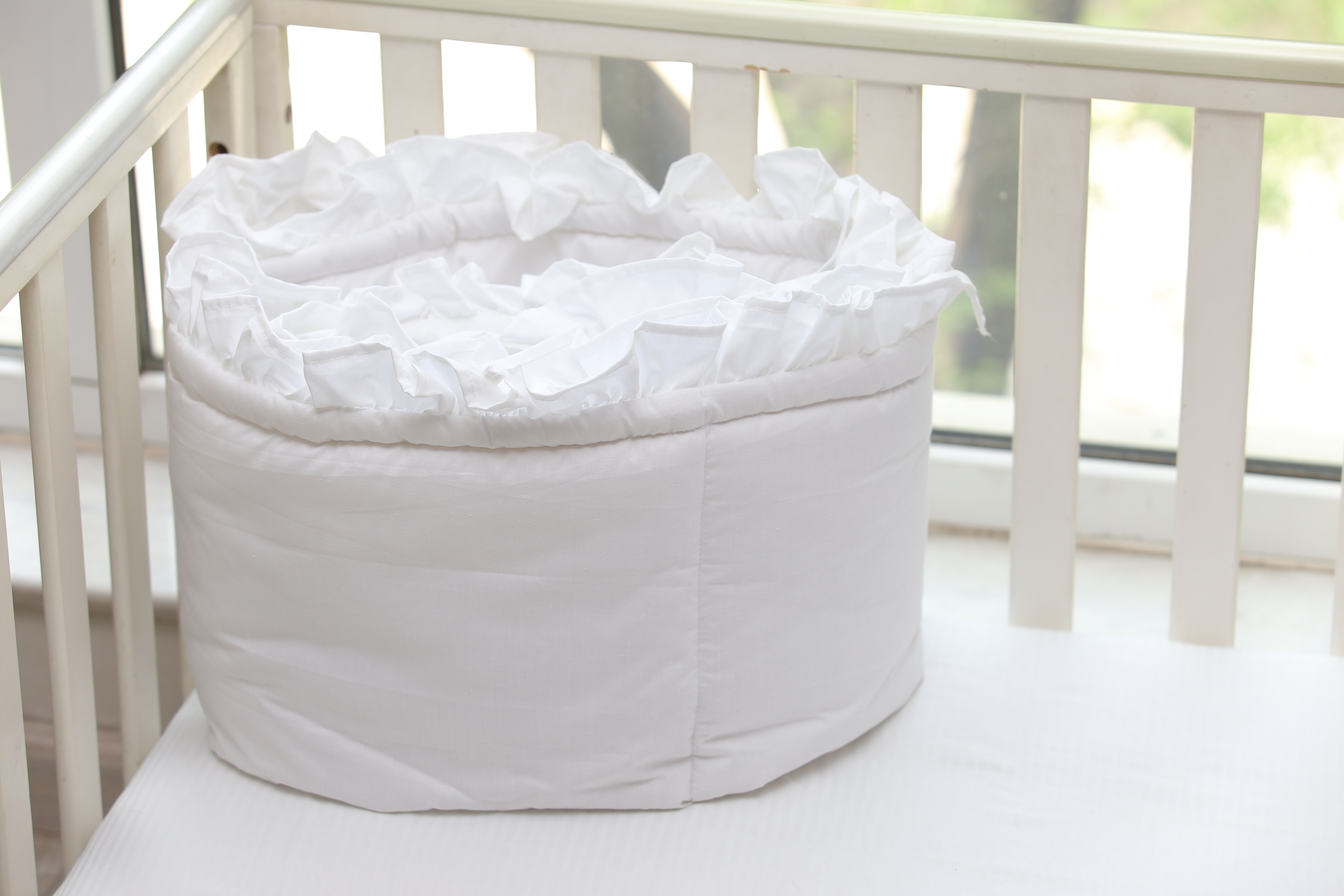 Baby Crib Bumper With Frill and Filling - view 3