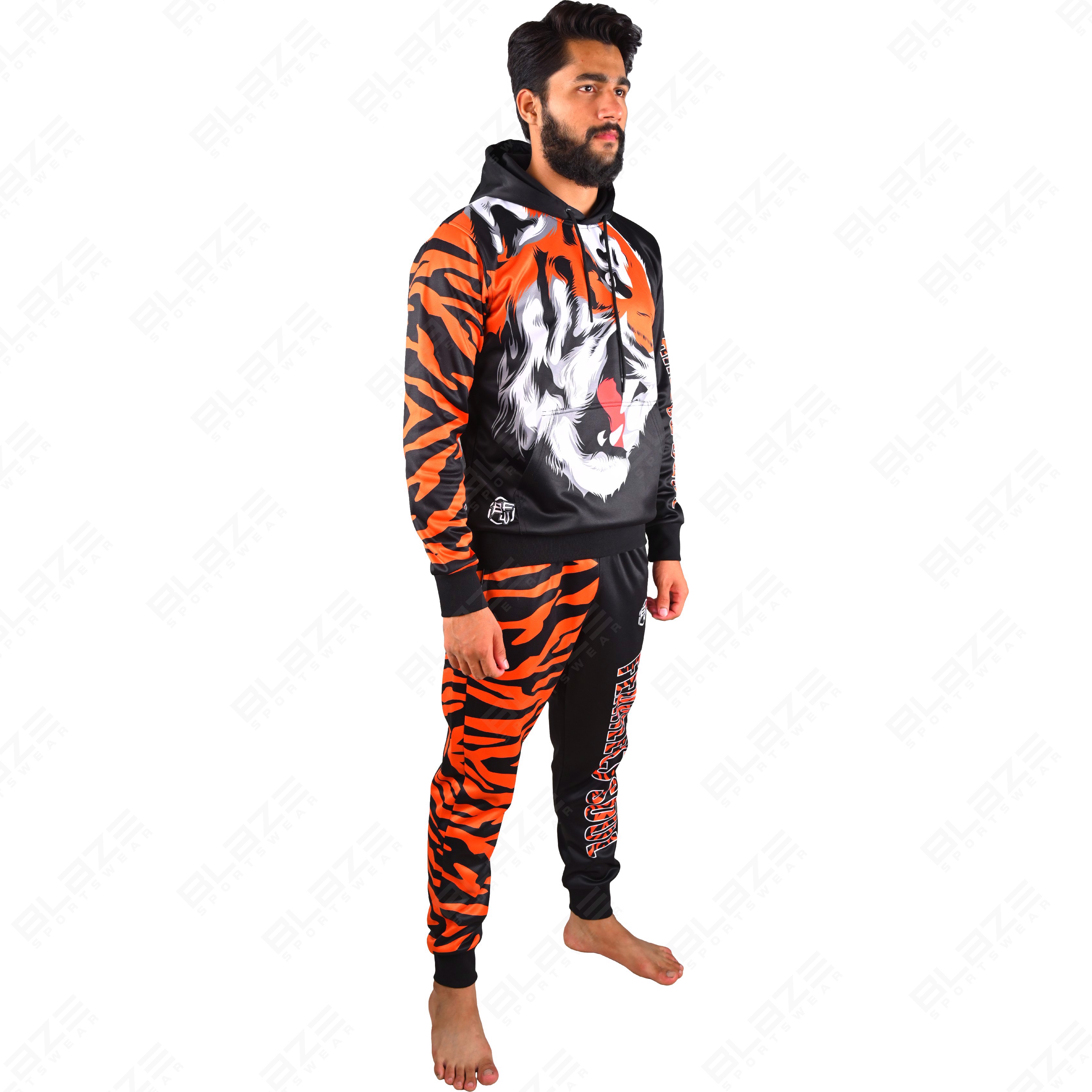 Custom men's slim-fit knitted tracksuit with sublimation and embroidered print, OEM available. - view 12