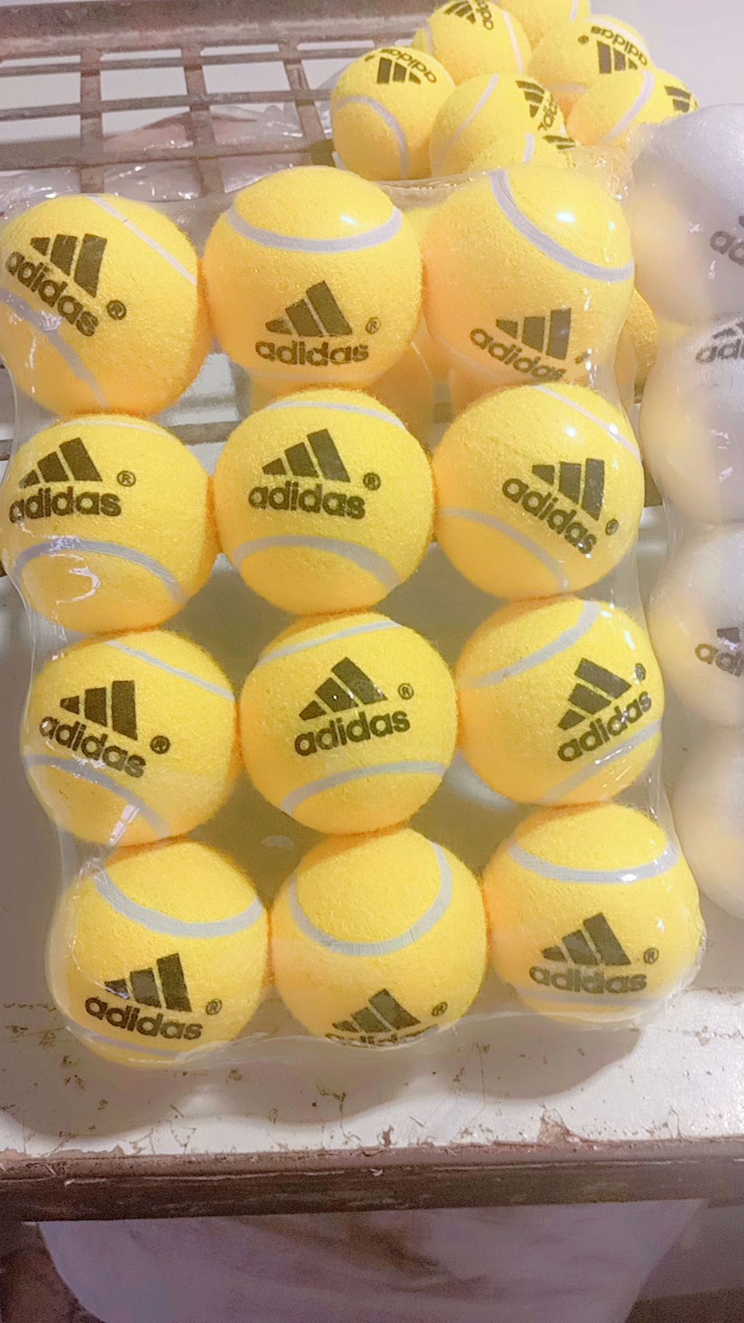 Tennis ball pure rubber good quality - view 2