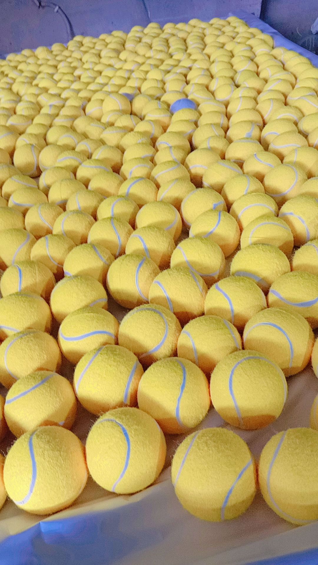 Tennis ball pure rubber good quality - view 4