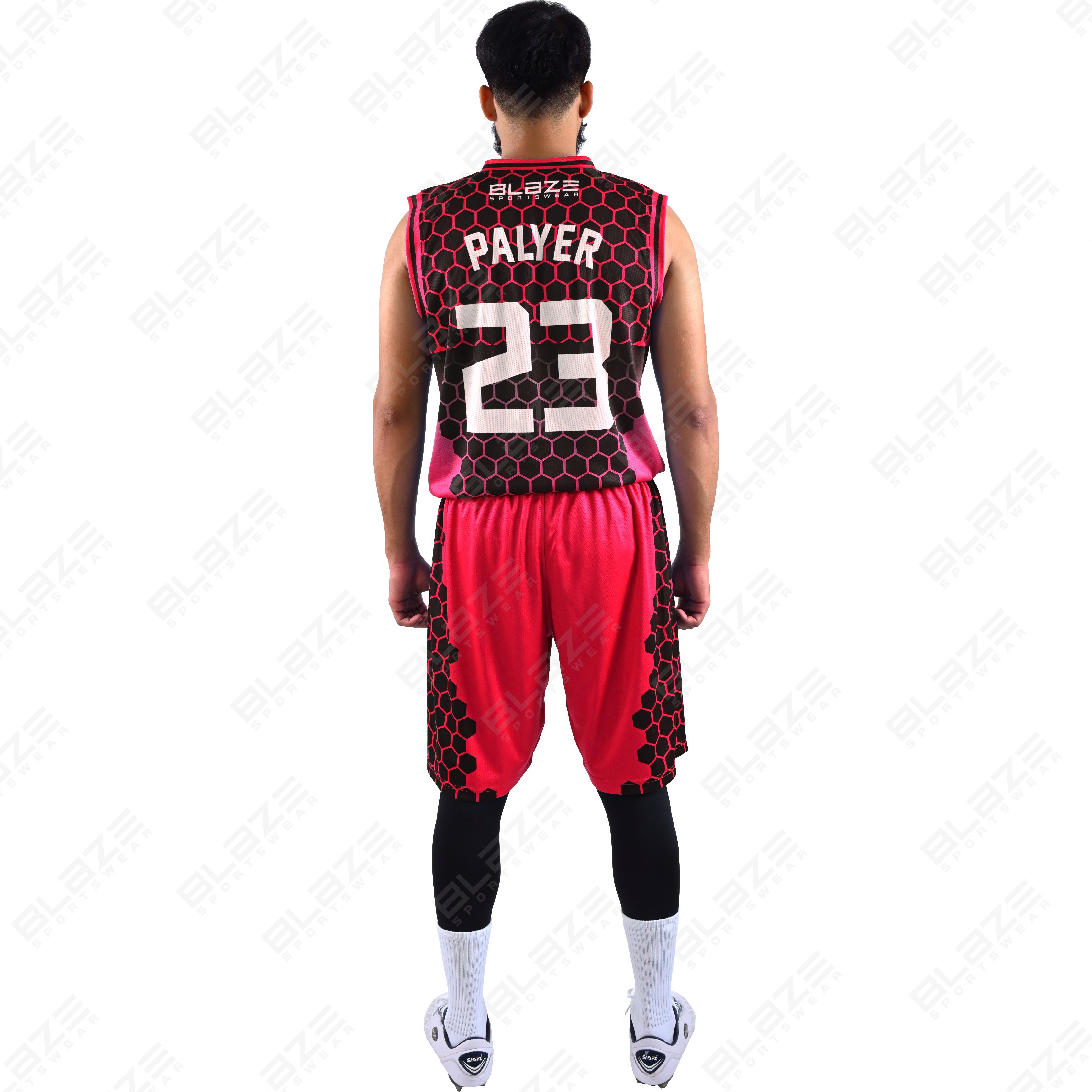  Custom 100% polyester basketball uniform with a modern design for athletes, featuring a stylish kit