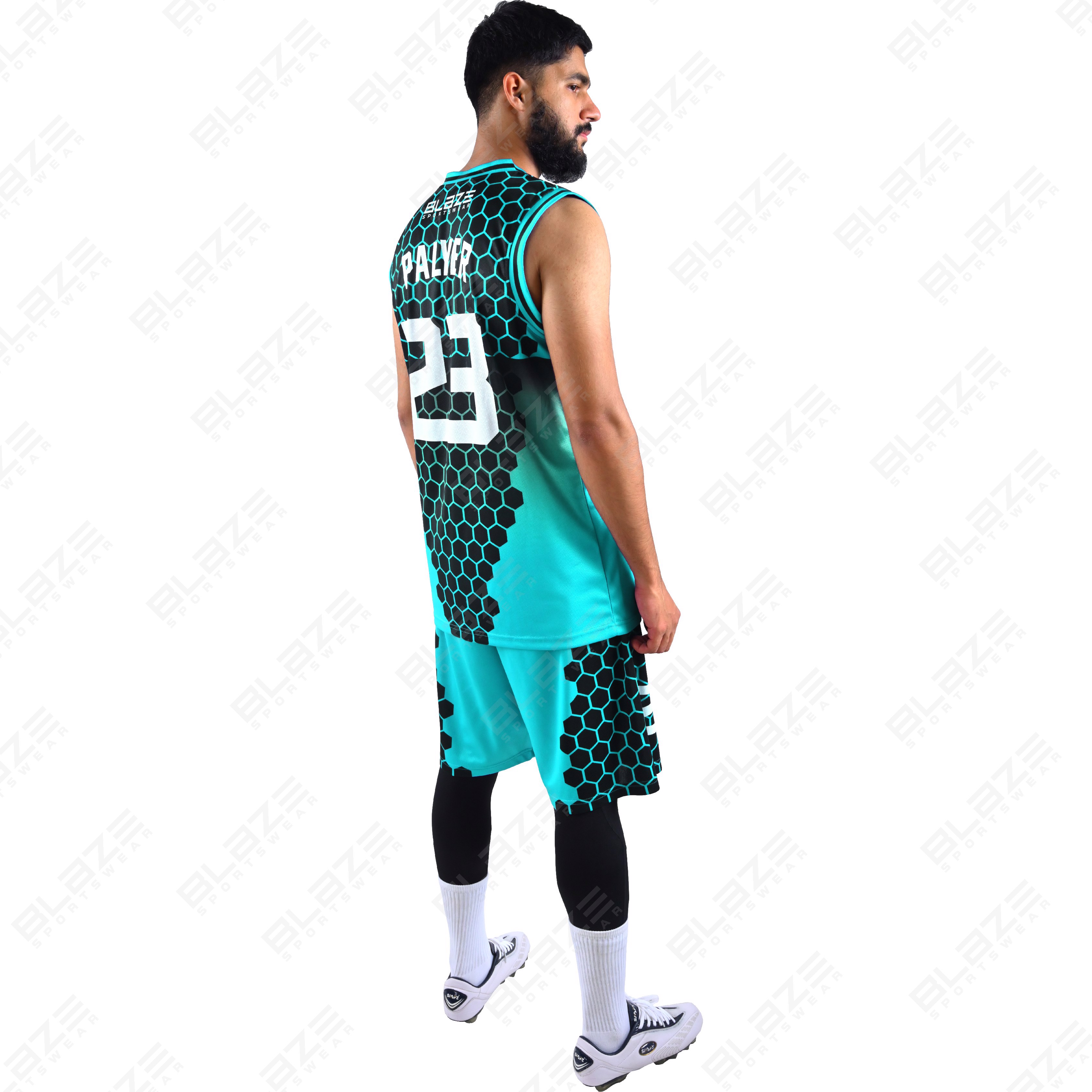  Custom 100% polyester basketball uniform with a Top design for players, featuring a sleek kit - view 5