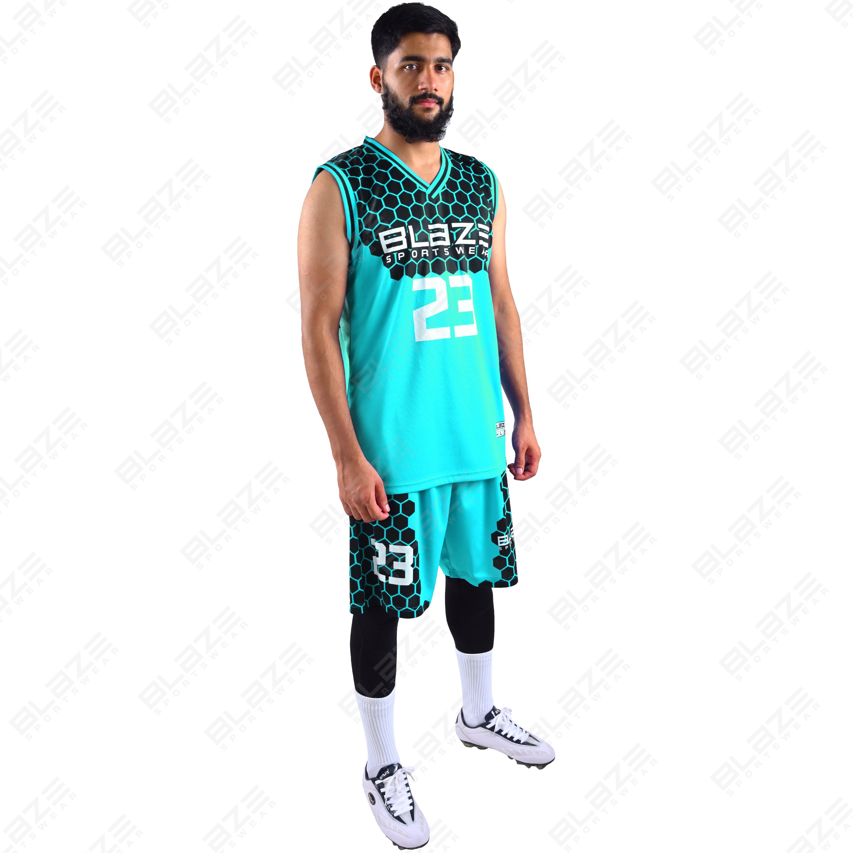  Custom 100% polyester basketball uniform with a Top design for players, featuring a sleek kit - view 6