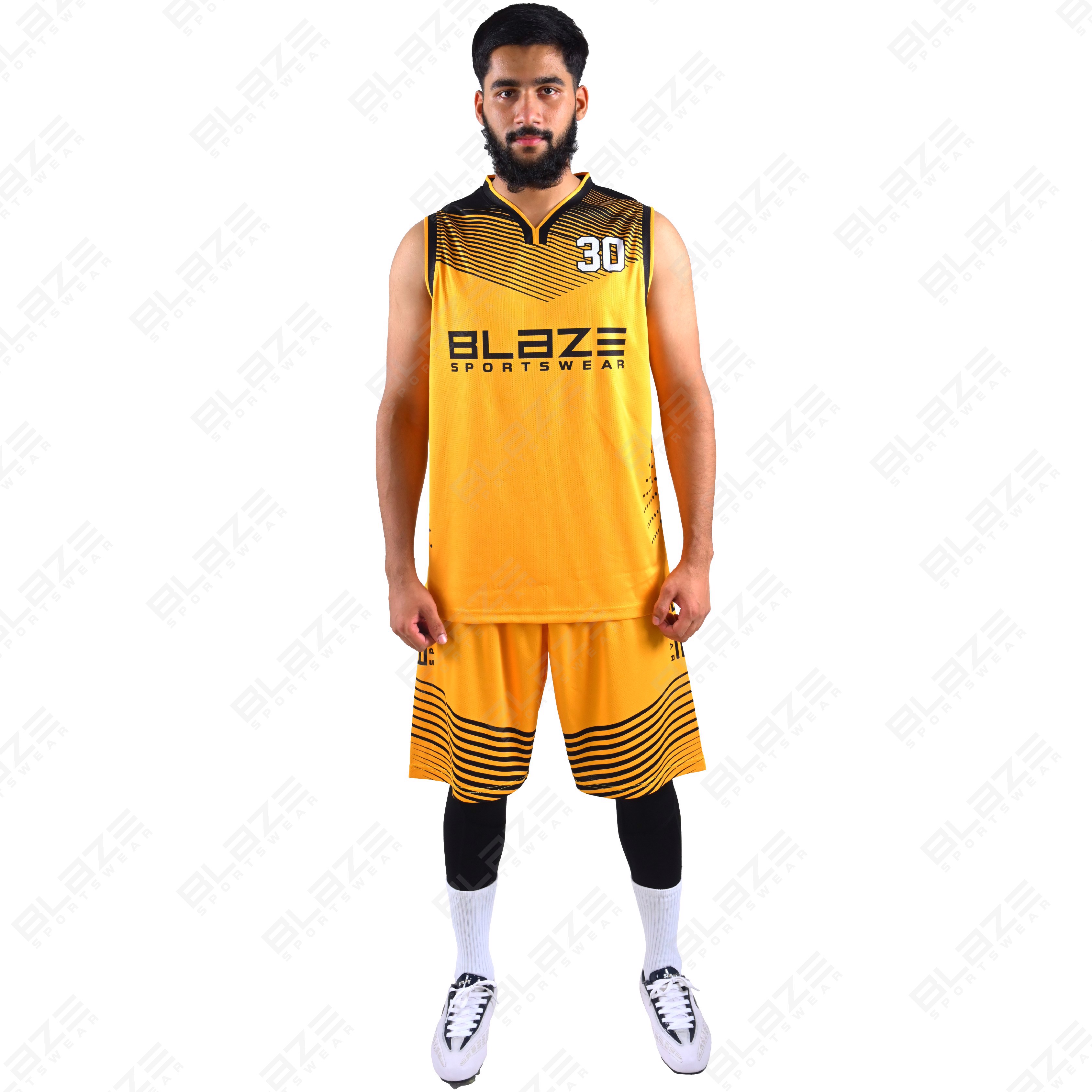 Custom 100% polyester basketball uniform with a fresh design for competitors, featuring a chic kit. - view 7