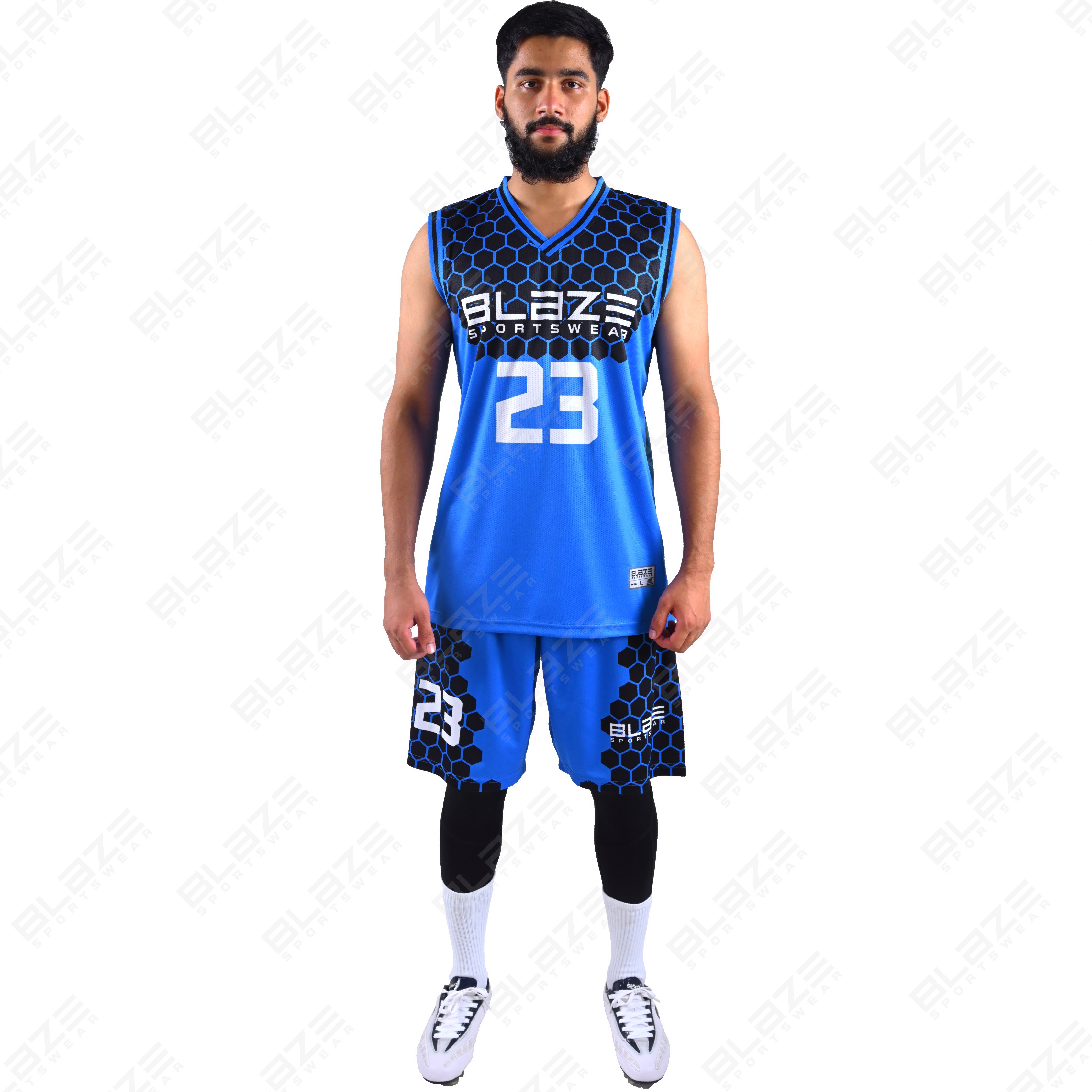 Custom 100% polyester basketball uniform with a trendy design for sports featuring a stylish kit. - view 3