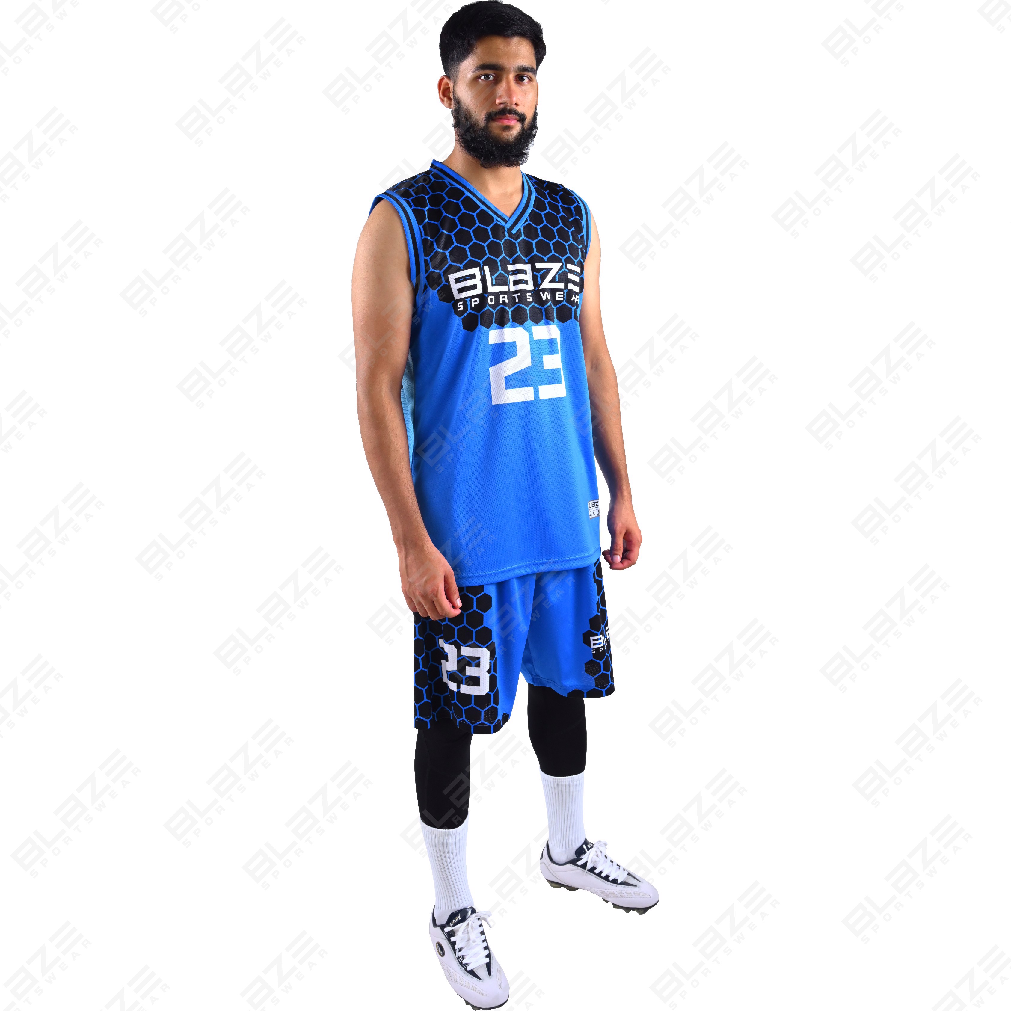 Custom 100% polyester basketball uniform with a trendy design for sports featuring a stylish kit. - view 9